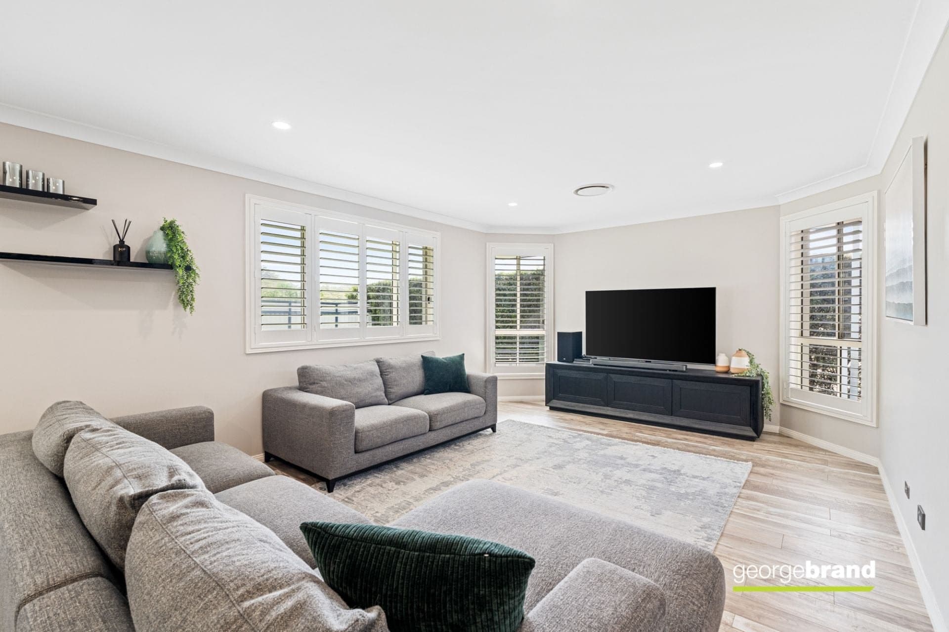 11 Ballorok Road KINCUMBER NSW, Kincumber - Image 1