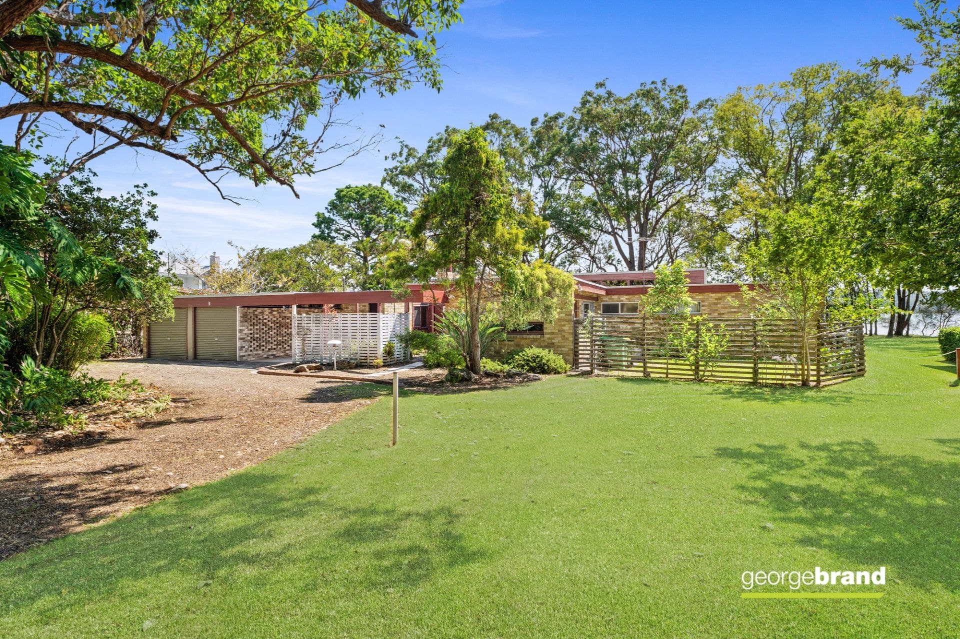 241 – 243 Avoca Drive Green Point NSW, Green Point - Thumbnail 4