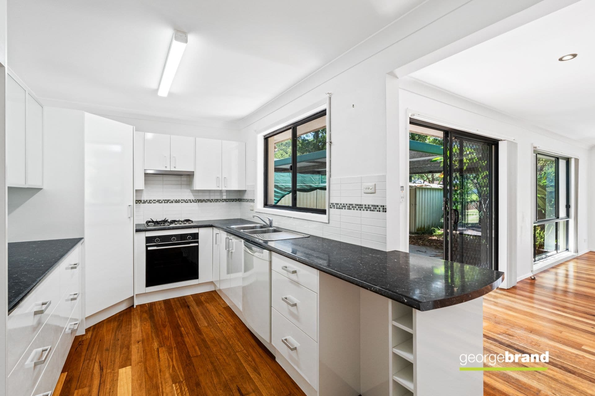 27 Davies Street Kincumber NSW, Kincumber - Thumbnail 4