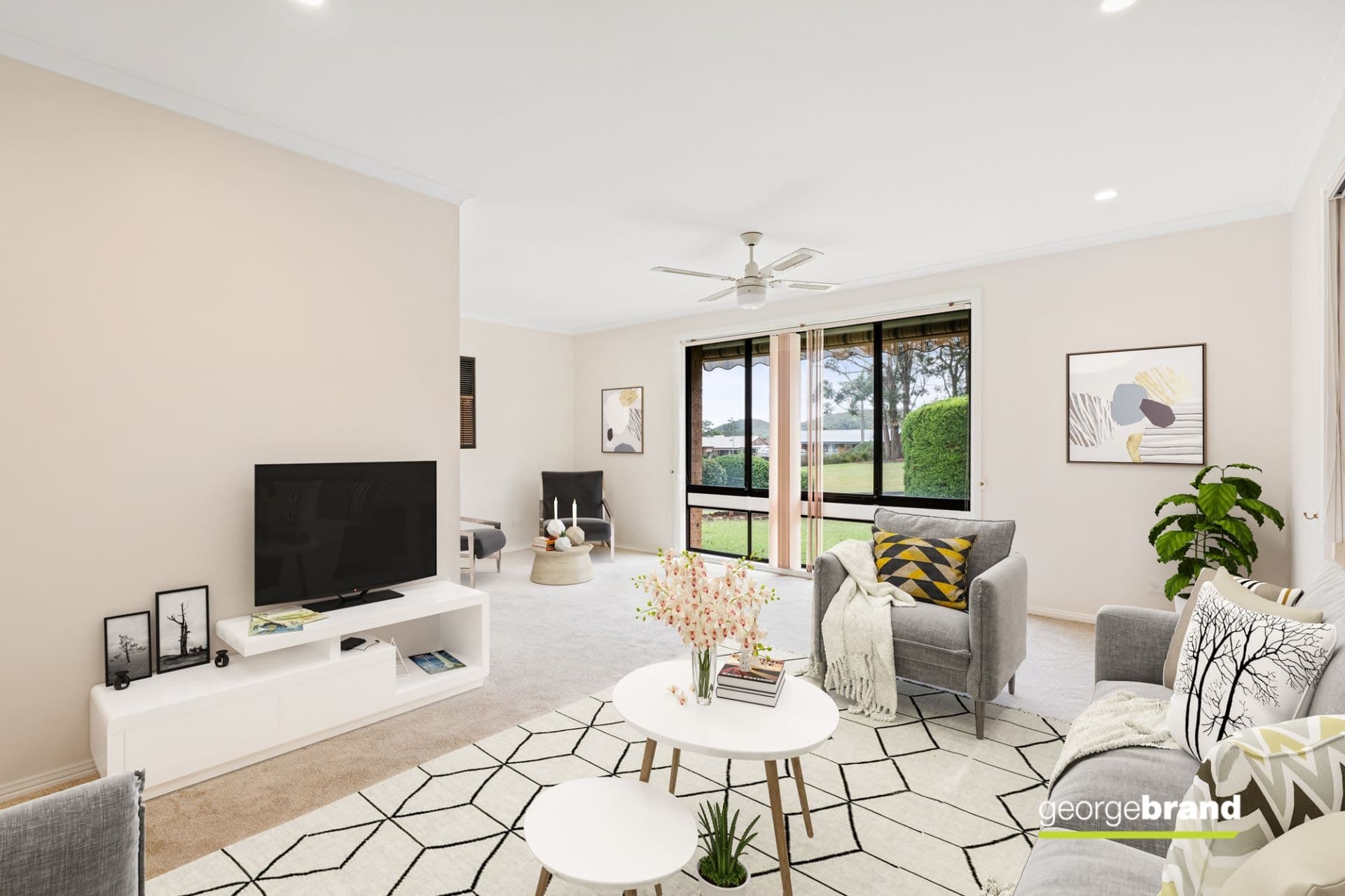 12 Tuross Close Kincumber NSW, Kincumber - Thumbnail 2