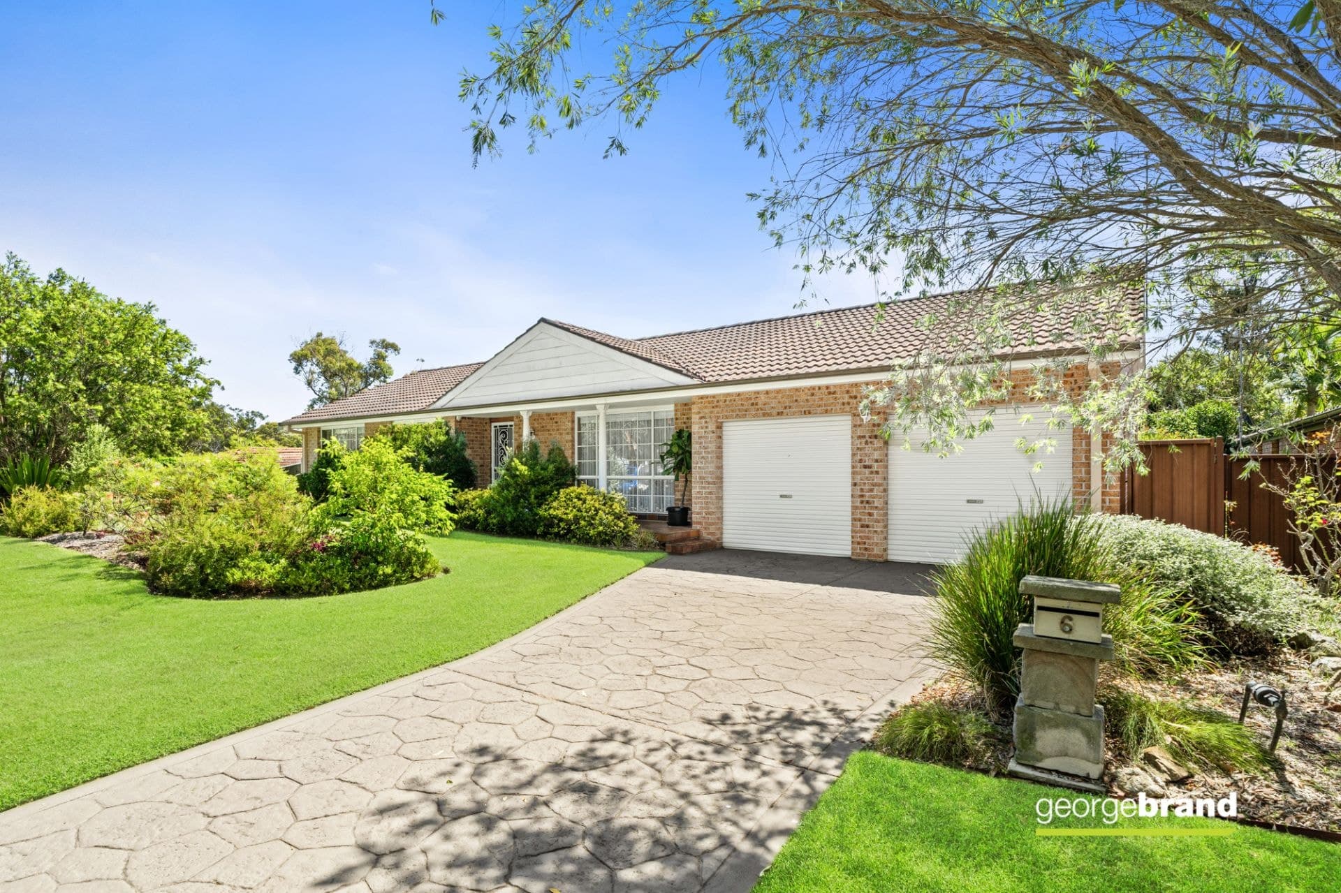 6 Mathew Street Kincumber NSW, Kincumber - Image 1