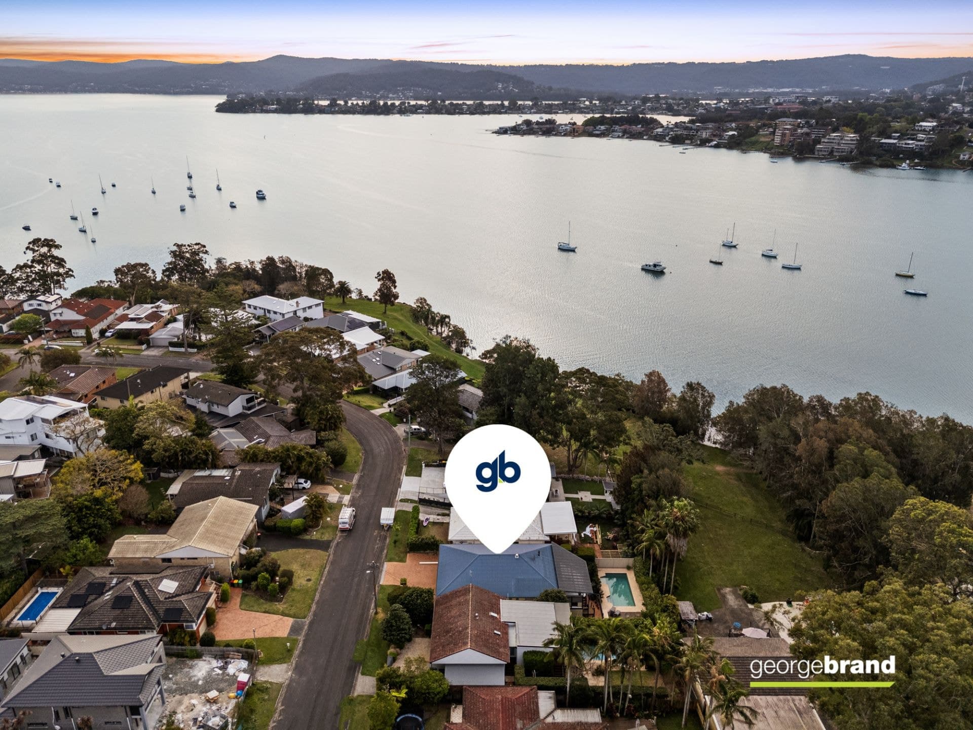 14 Asca Drive Green Point NSW, Green Point - Thumbnail 2