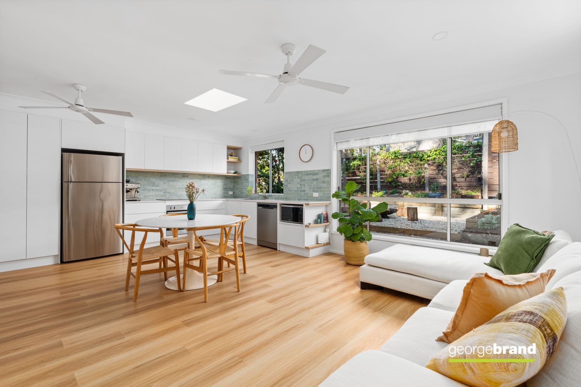 20 Water Street KINCUMBER NSW, Kincumber - Thumbnail 3