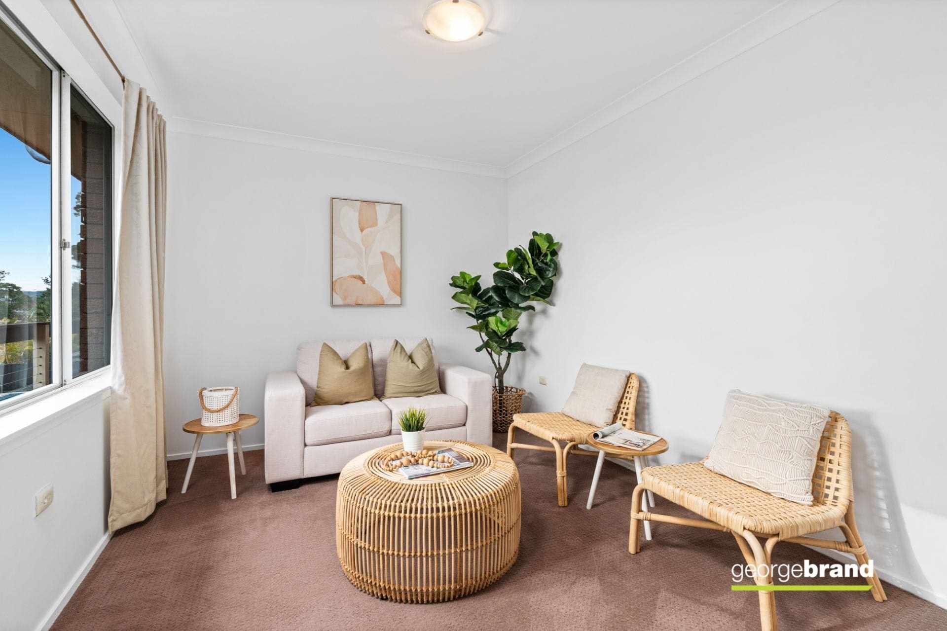 256 Avoca Drive Green Point NSW, Green Point - Thumbnail 2