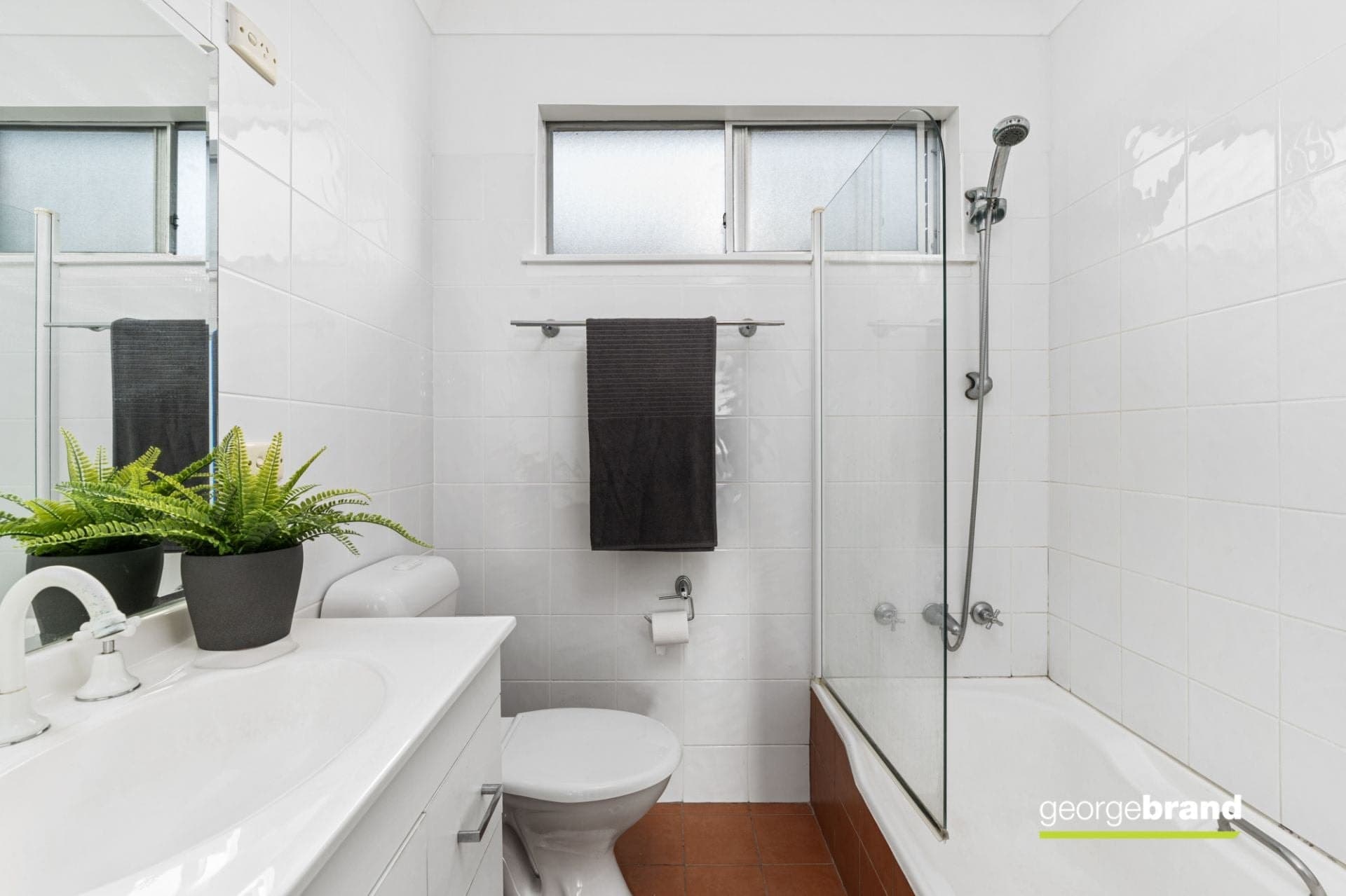 256 Avoca Drive Green Point NSW, Green Point - Thumbnail 8