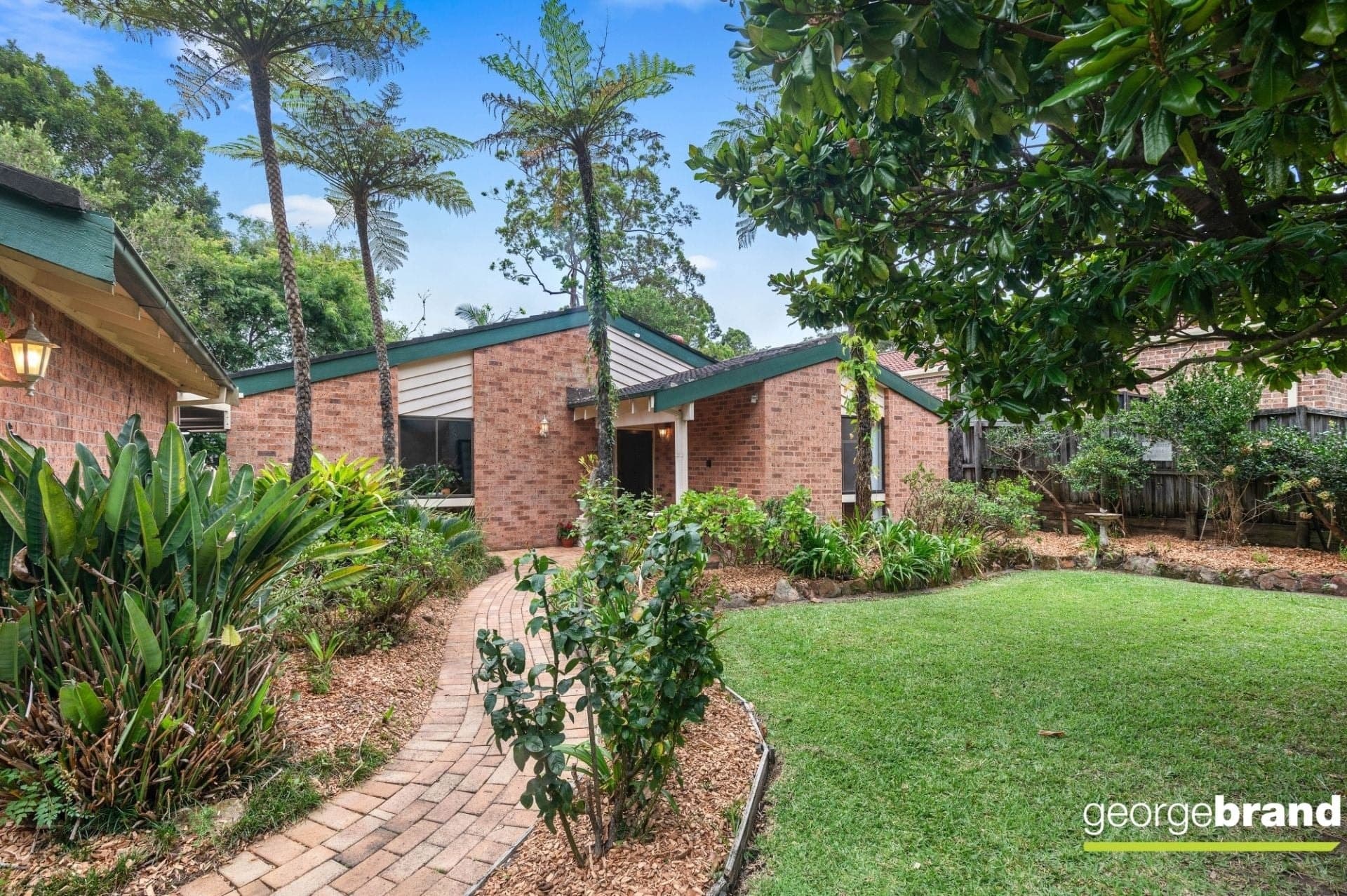 25 Brushwood Avenue KINCUMBER NSW, Kincumber - Image 1