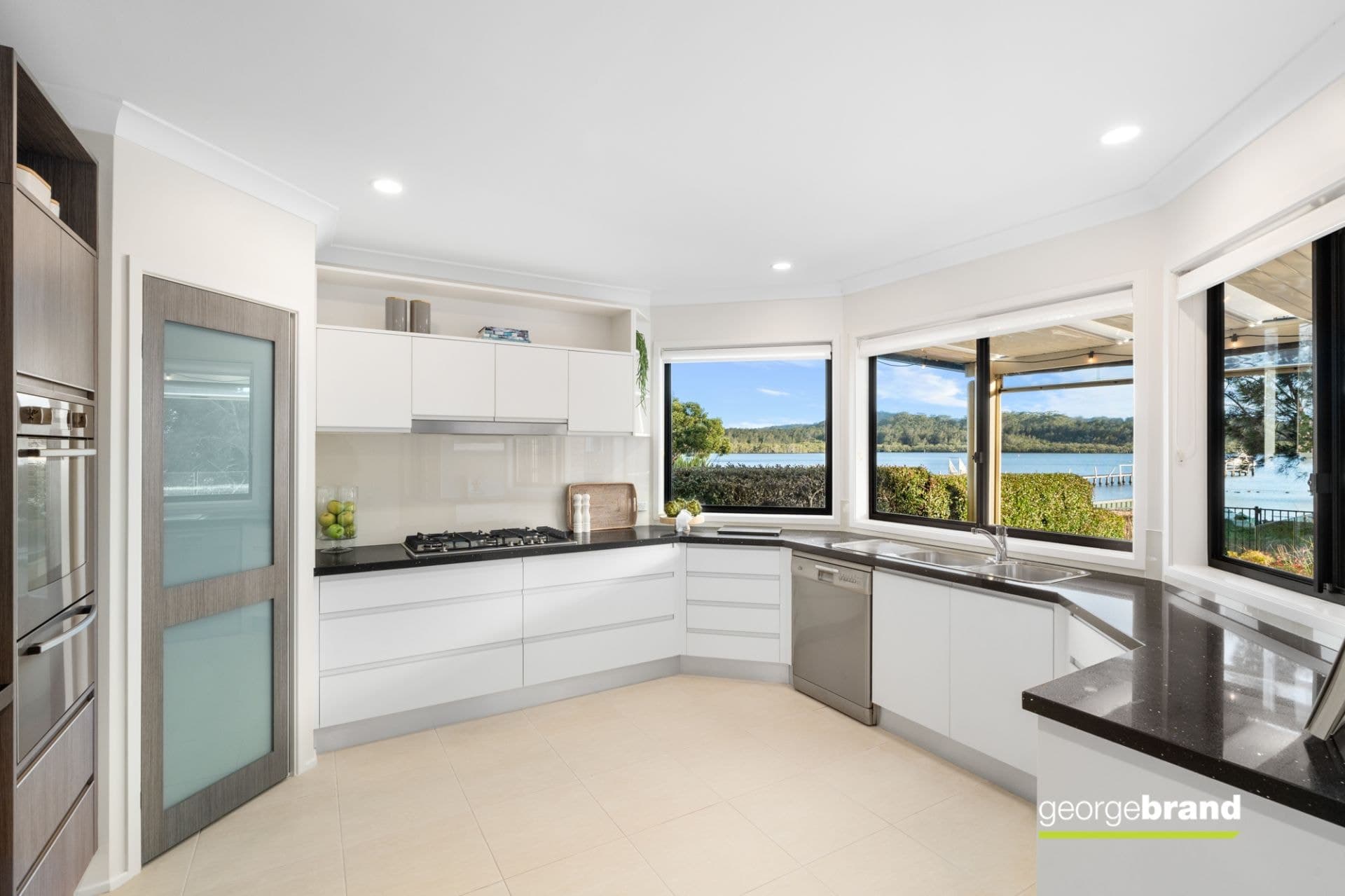 10 Karuah Avenue KINCUMBER NSW, Kincumber - Thumbnail 8