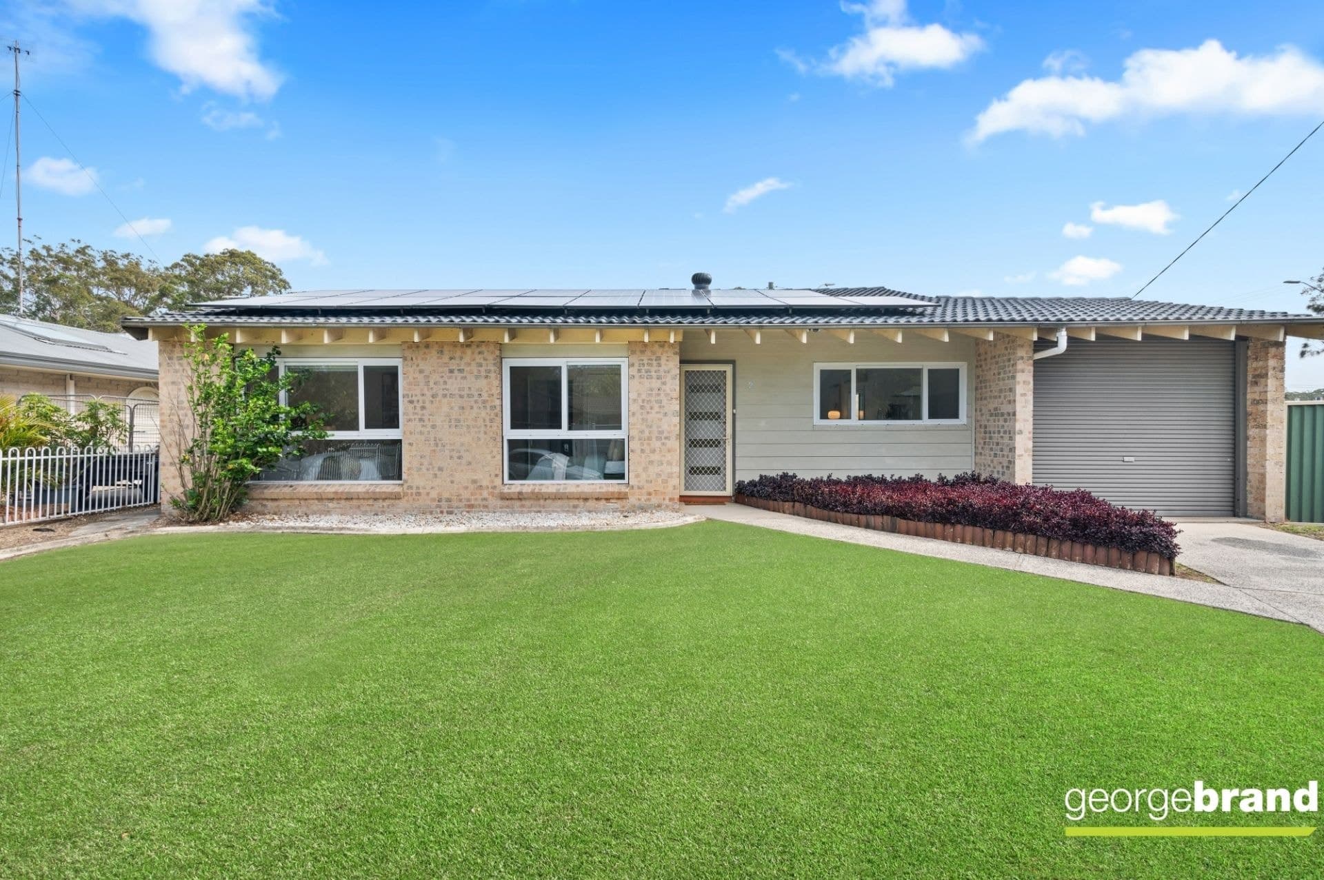 2 Sundowner Avenue KINCUMBER NSW, Kincumber - Image 1