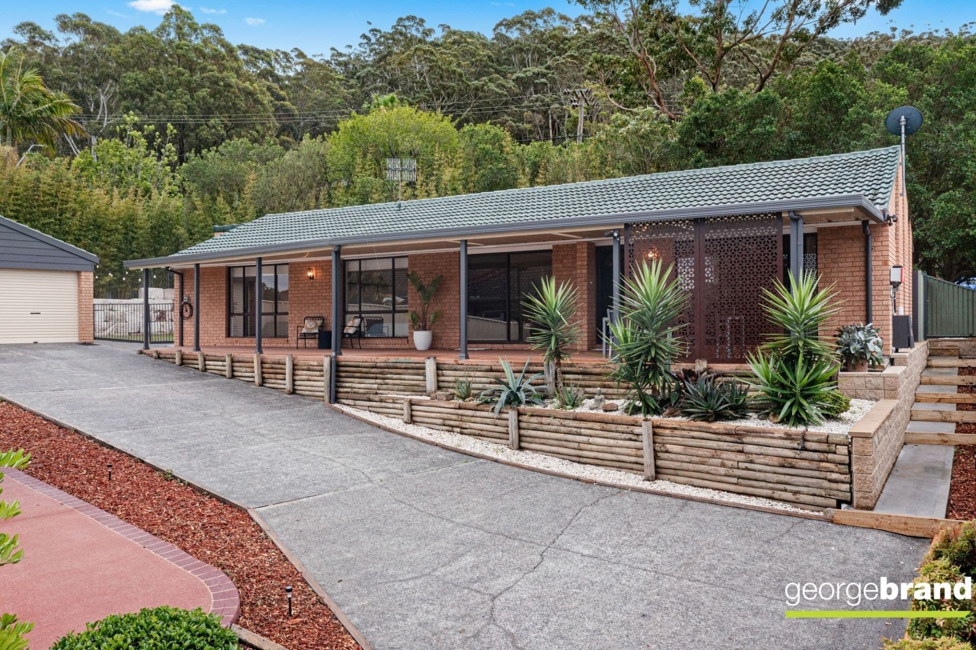 9 Colleena Close KINCUMBER NSW, Kincumber - Image 1