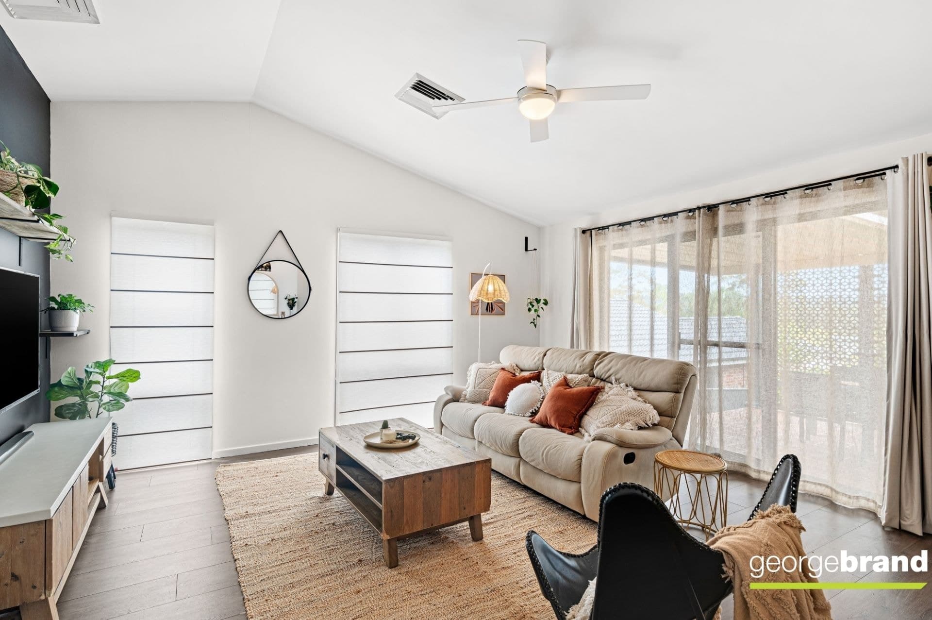 9 Colleena Close KINCUMBER NSW, Kincumber - Thumbnail 2
