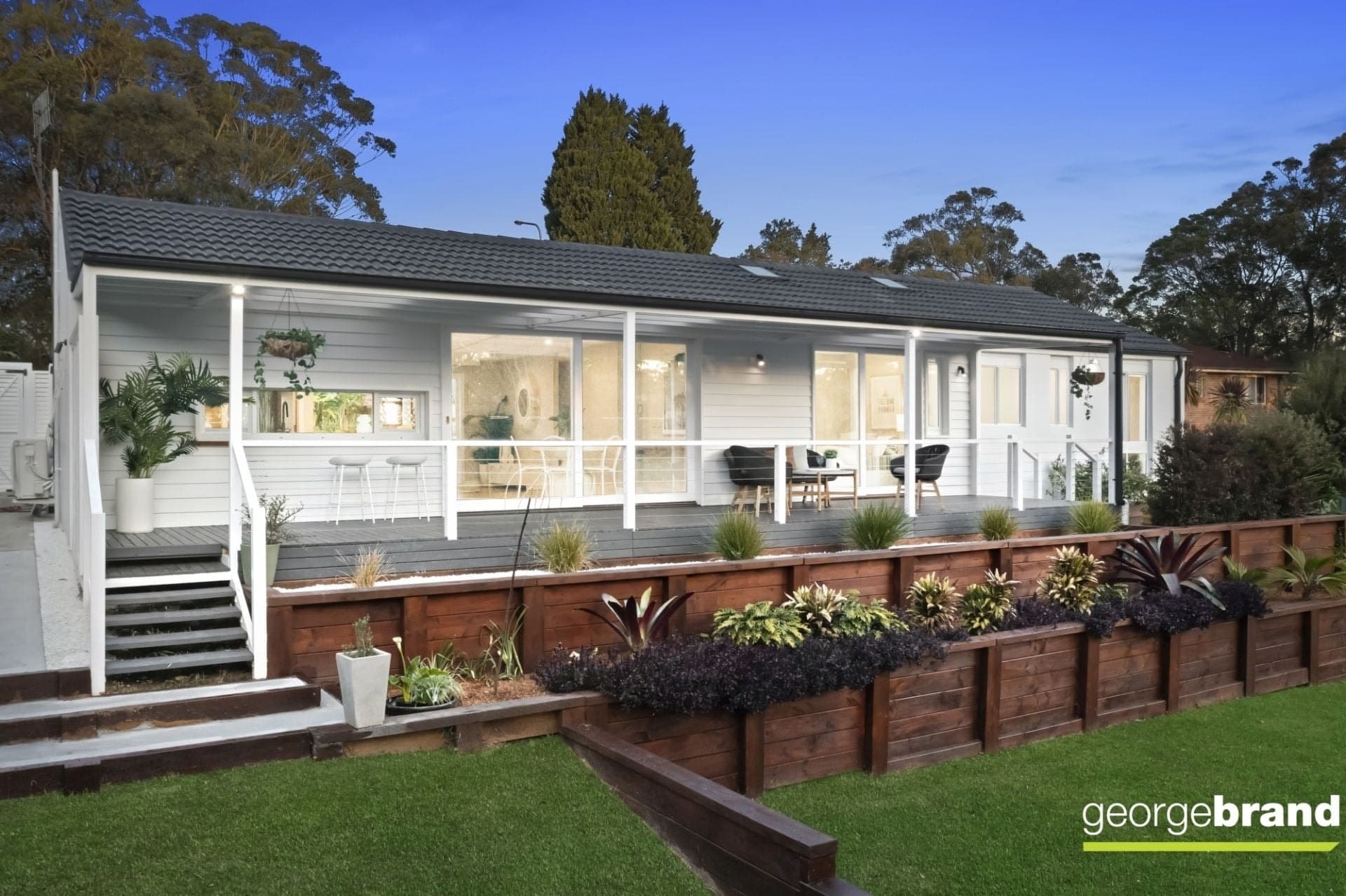 10 Mathew Street KINCUMBER NSW, Kincumber - Image 1