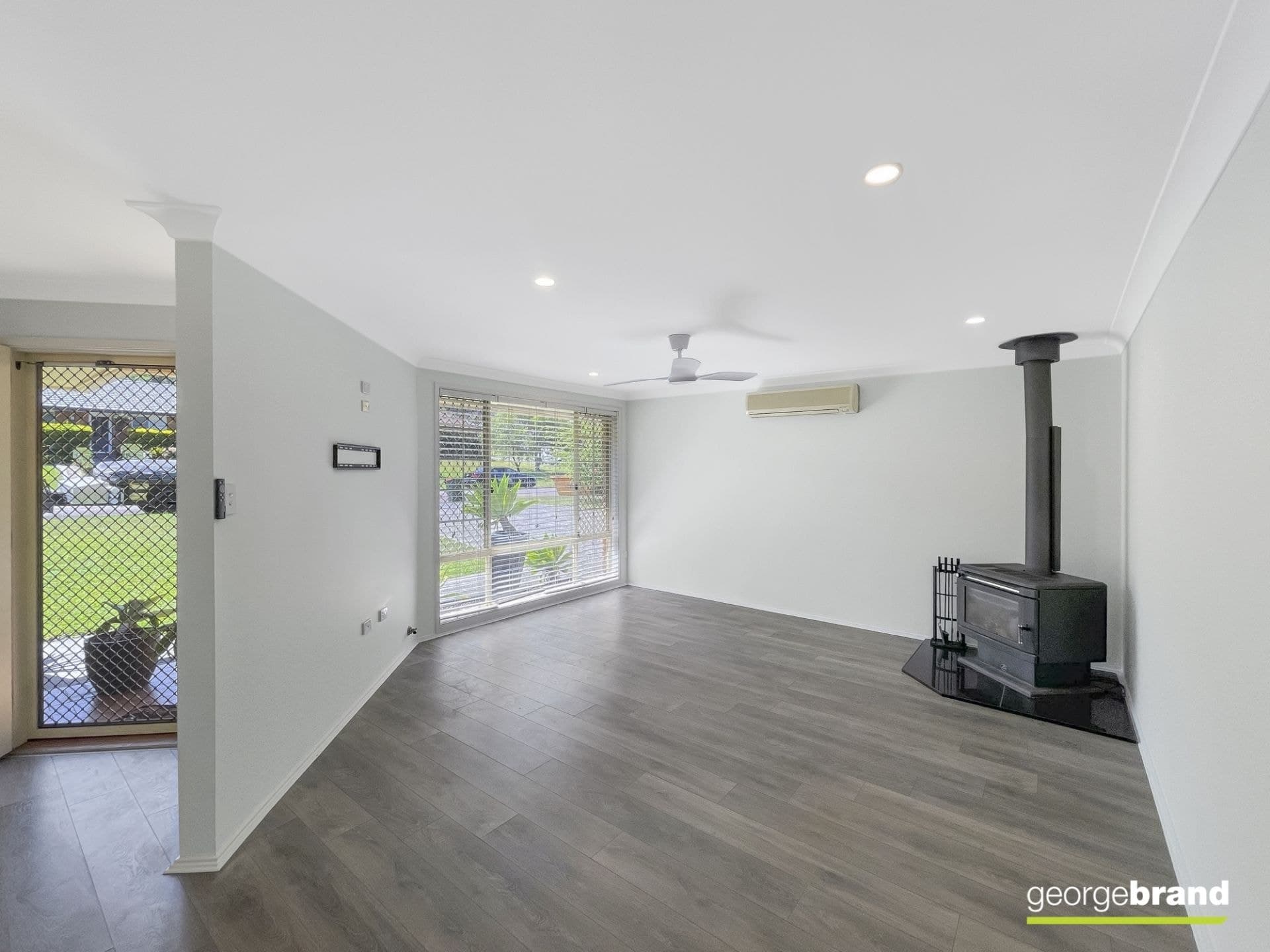 17 Carlo Close KINCUMBER NSW, Kincumber - Thumbnail 3