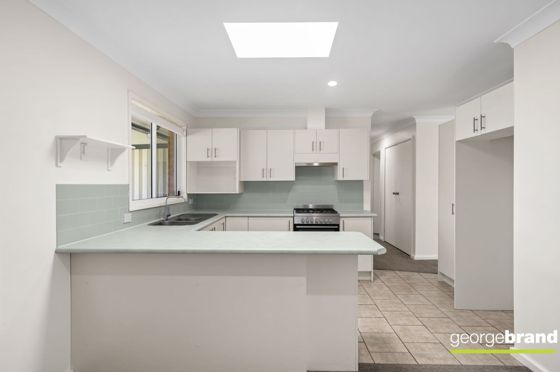 42 Arakoon Street KINCUMBER NSW, Kincumber - Thumbnail 4