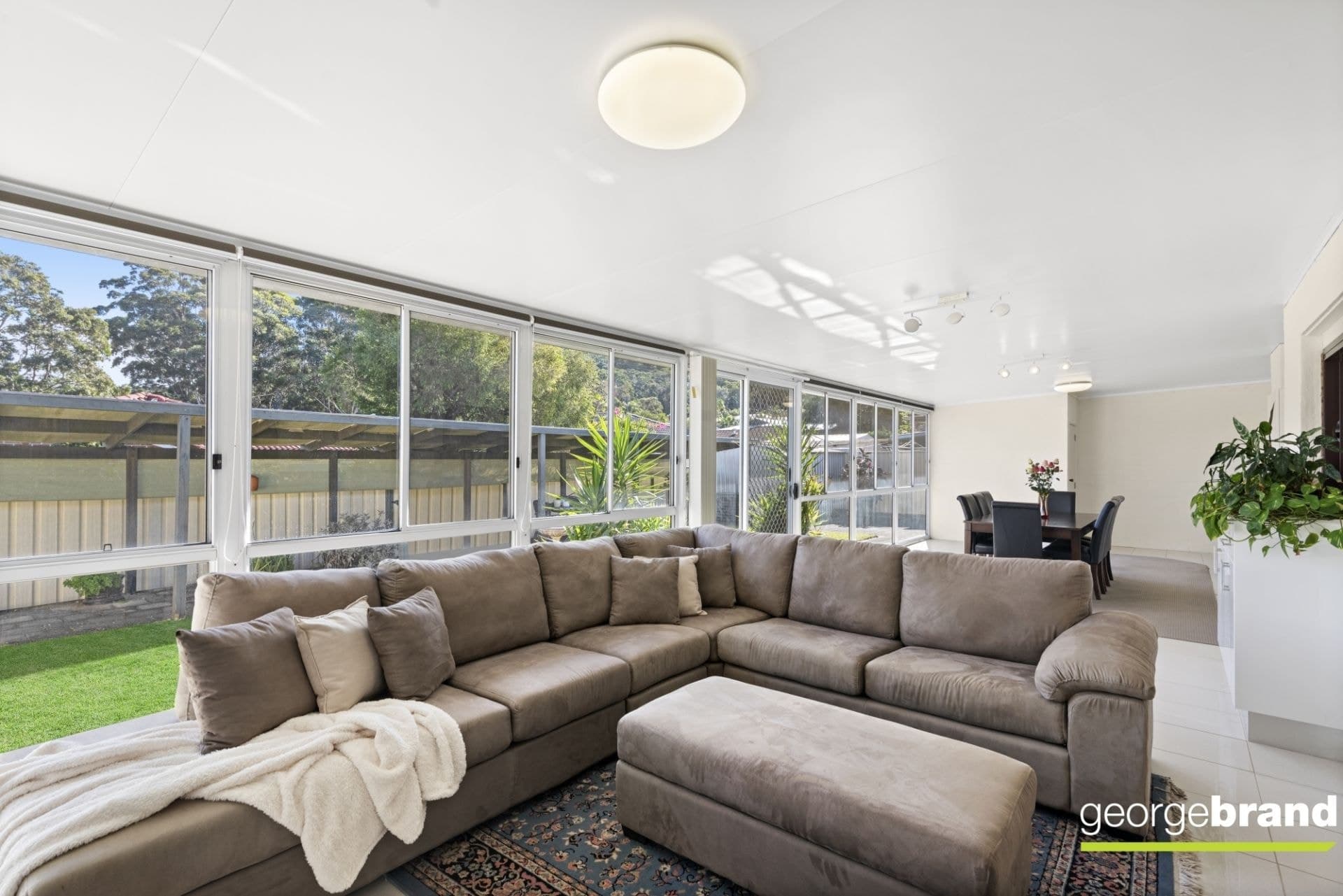 25 Tilba Street KINCUMBER NSW, Kincumber - Thumbnail 2