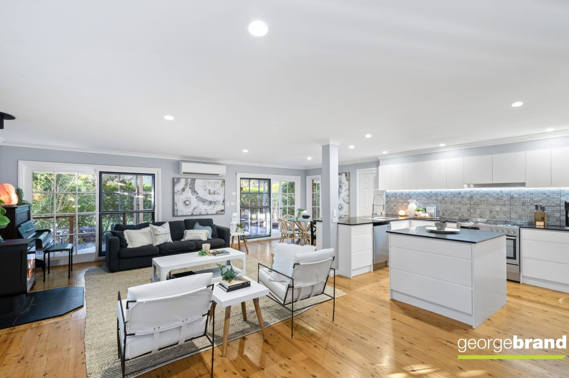 5 Karuah Avenue KINCUMBER NSW, Kincumber - Thumbnail 3