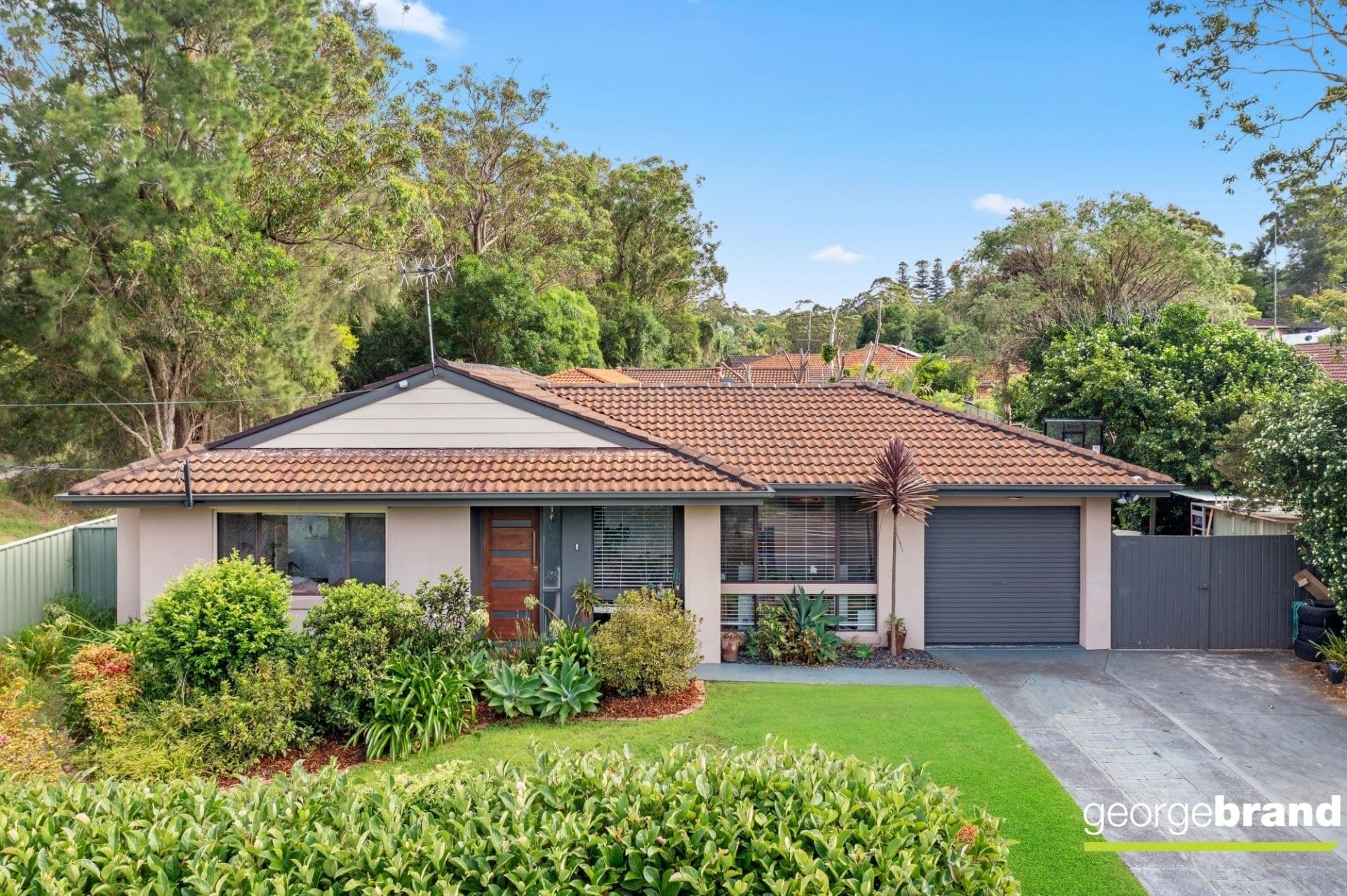 43 Oberton Street KINCUMBER NSW, Kincumber - Image 1