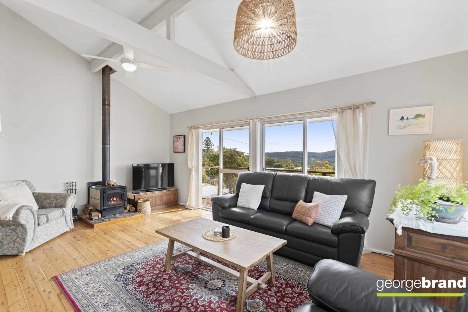 29 Lowanna Avenue FORRESTERS BEACH NSW, Forresters Beach - Thumbnail 2