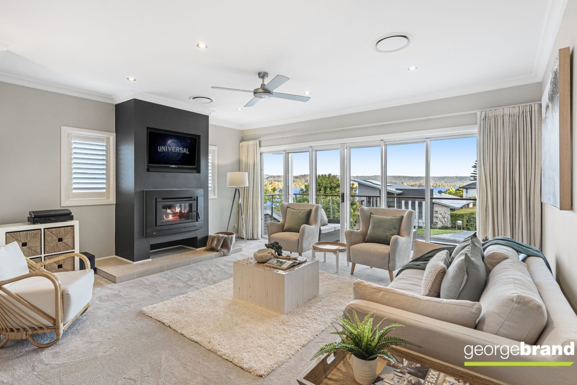 6 James Dunlop Close KINCUMBER NSW, Kincumber - Thumbnail 2