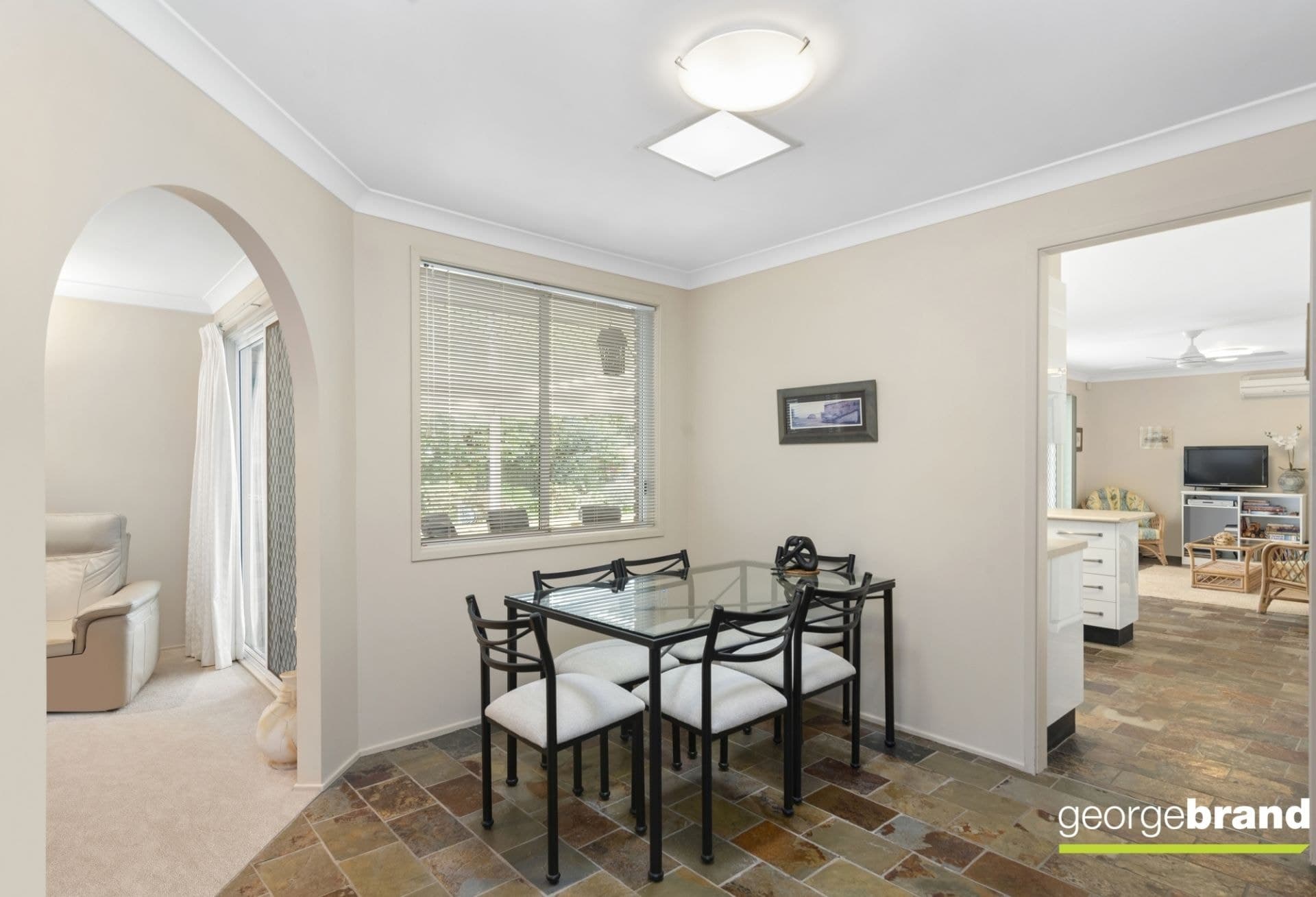 22 Waldron Road KINCUMBER NSW, Kincumber - Thumbnail 5