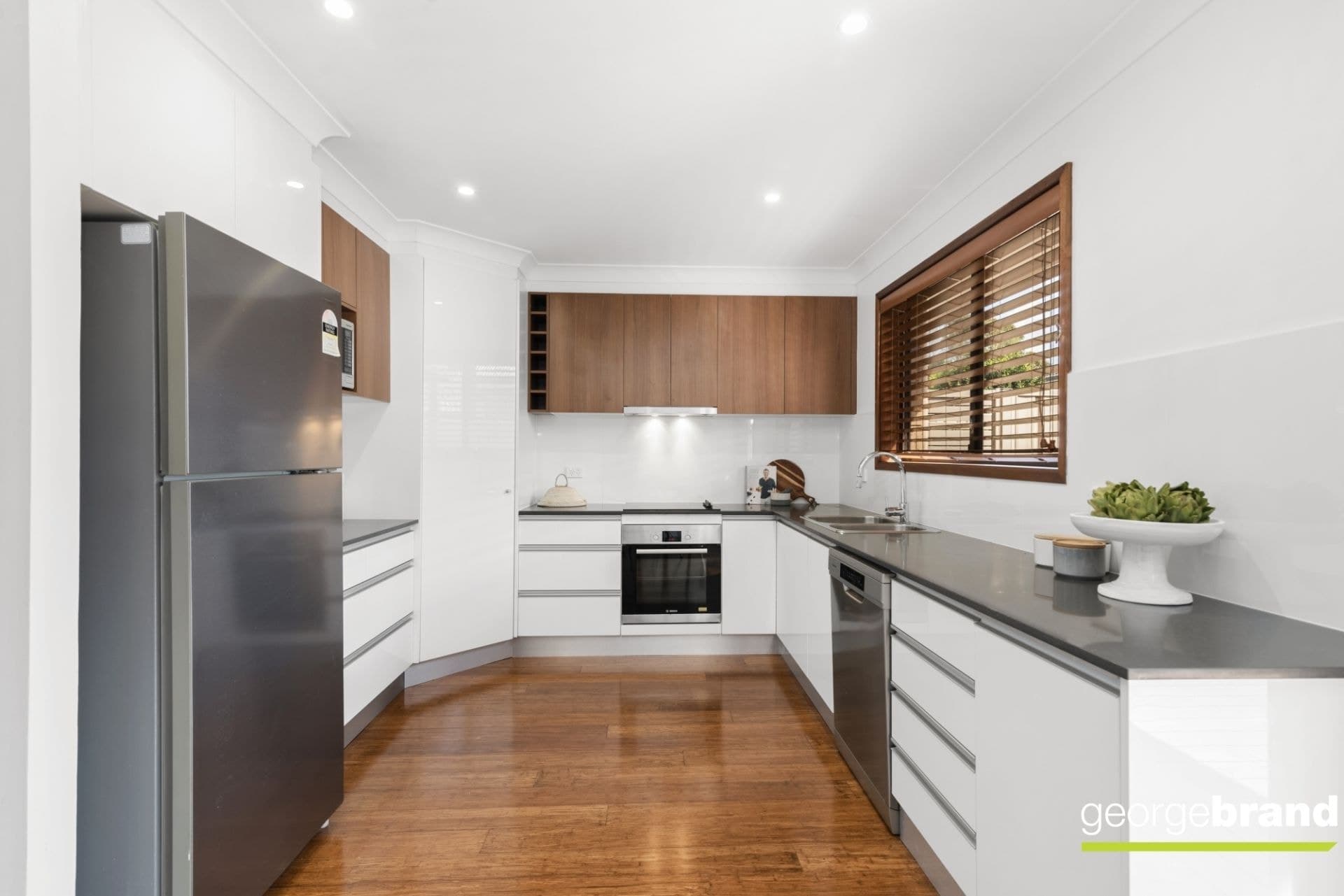 75 Hume Boulevard KILLARNEY VALE NSW, Killarney Vale - Thumbnail 4