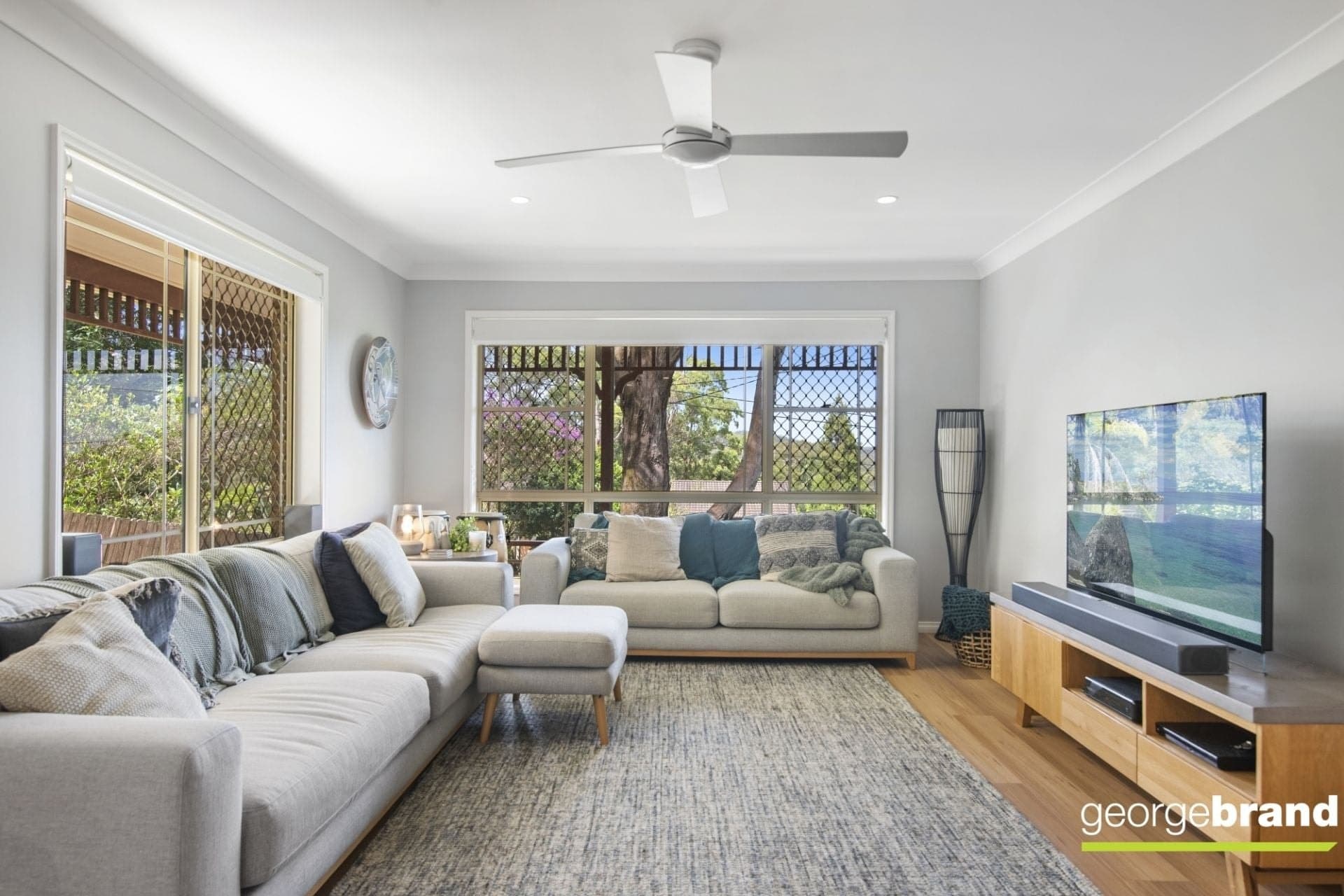 2/47 Arakoon Street KINCUMBER NSW, Kincumber - Image 1