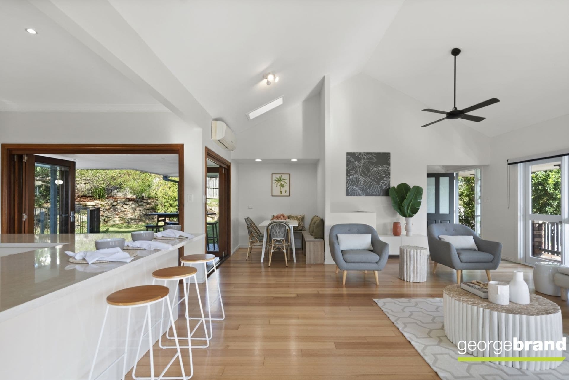 18 Julian Road KINCUMBER NSW, Kincumber - Thumbnail 3