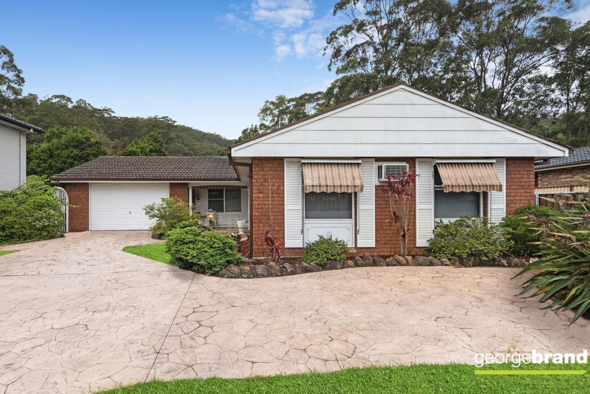 202 Avoca Drive GREEN POINT NSW, Green Point - Image 1