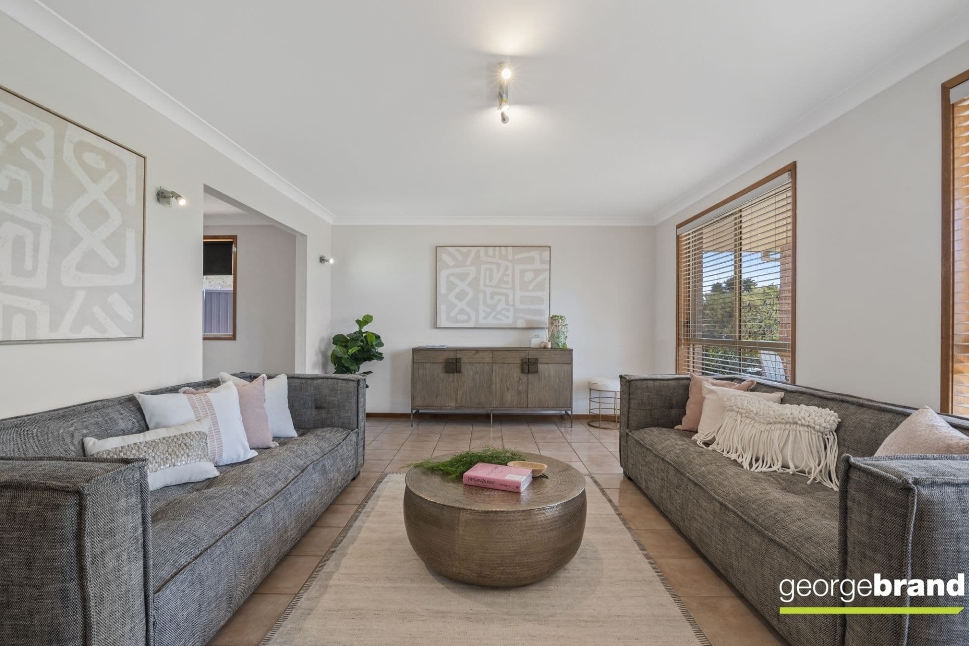 1 Woodport Close GREEN POINT NSW, Green Point - Thumbnail 2