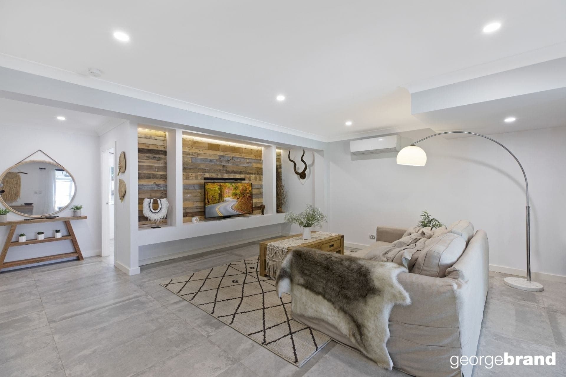 13 Peterson Close KINCUMBER NSW, Kincumber - Image 1