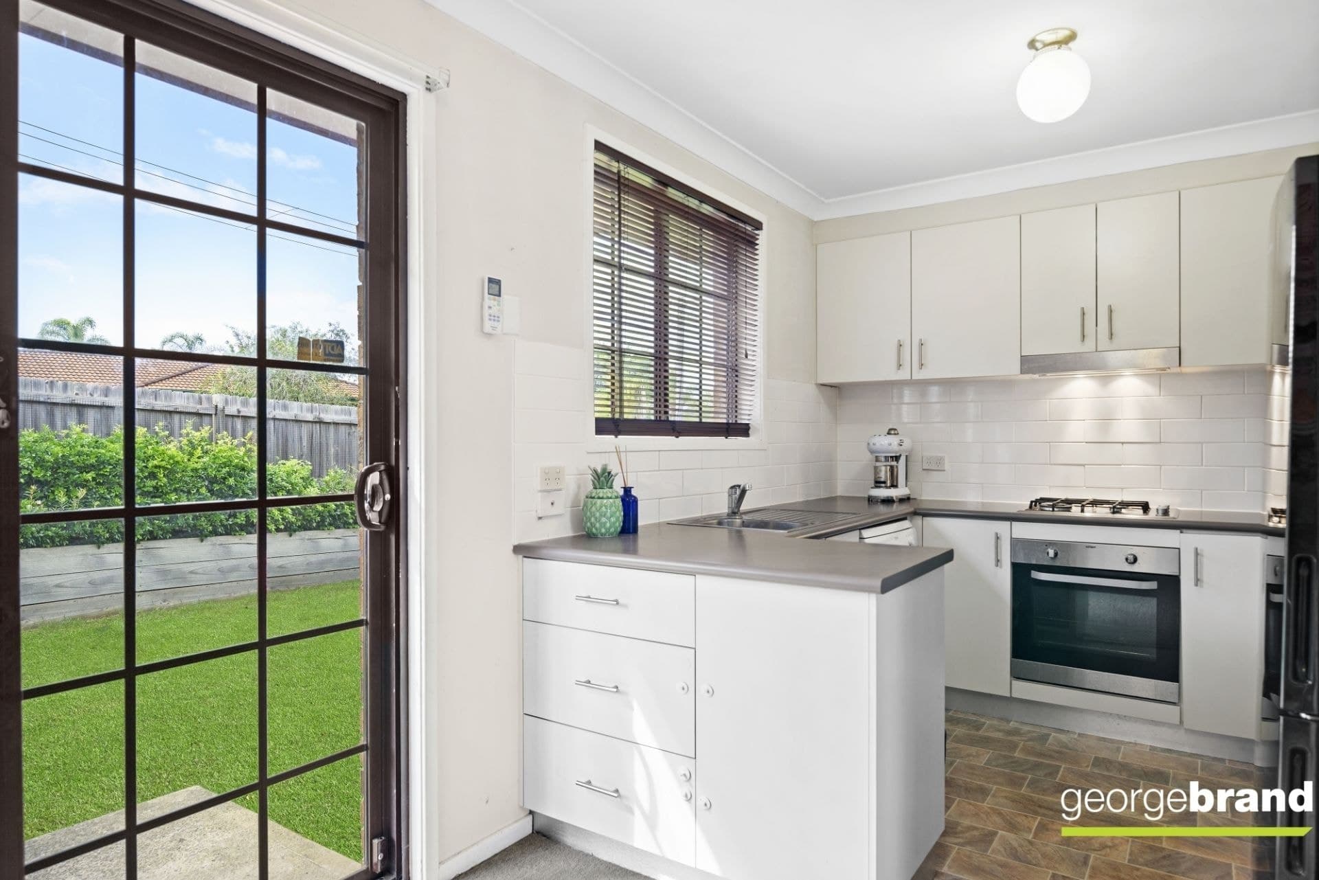 2 Hobbs Close BATEAU BAY NSW, Bateau Bay - Thumbnail 4