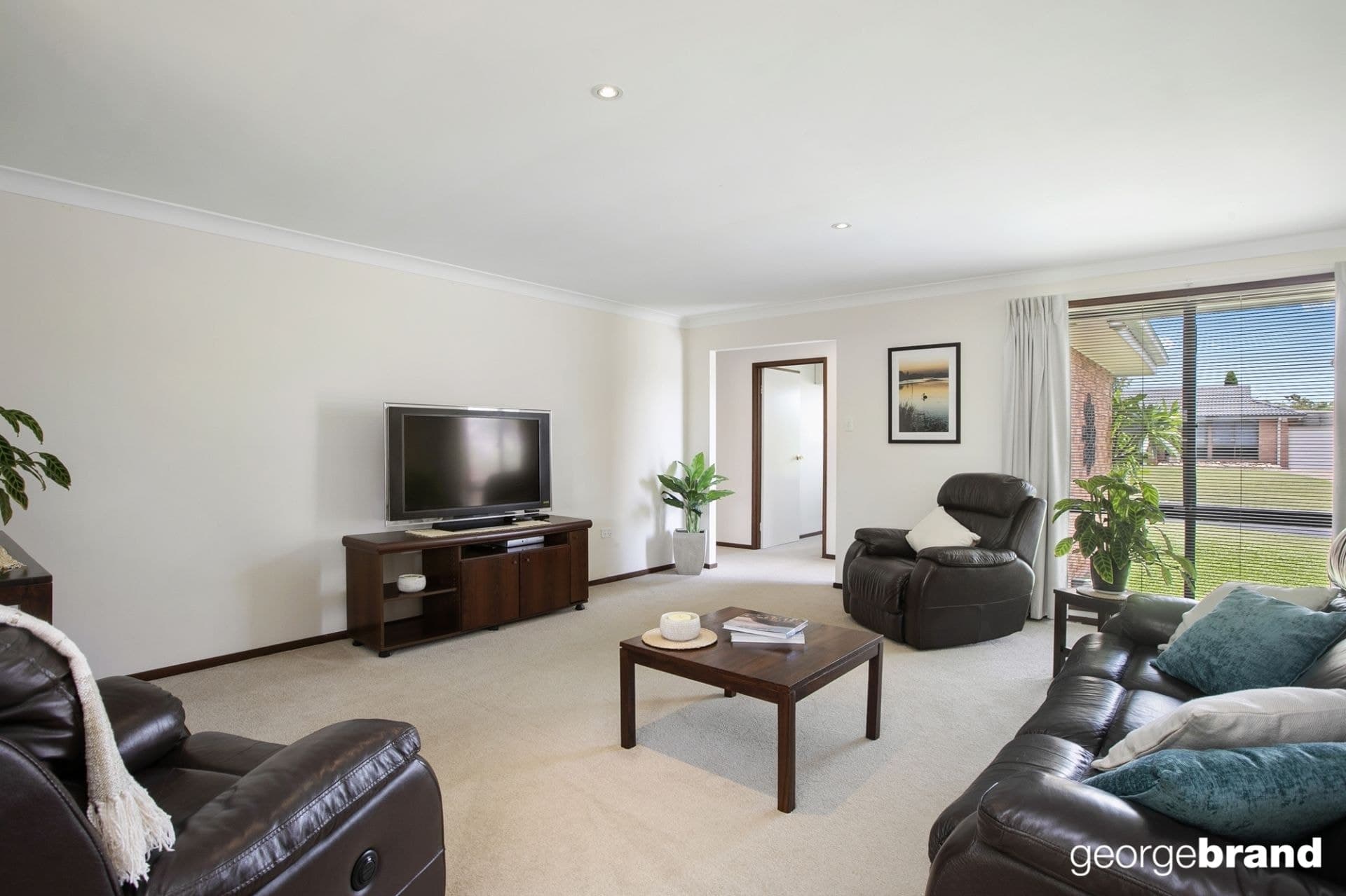 12 Dewhurst Close KARIONG NSW, Kariong - Thumbnail 2