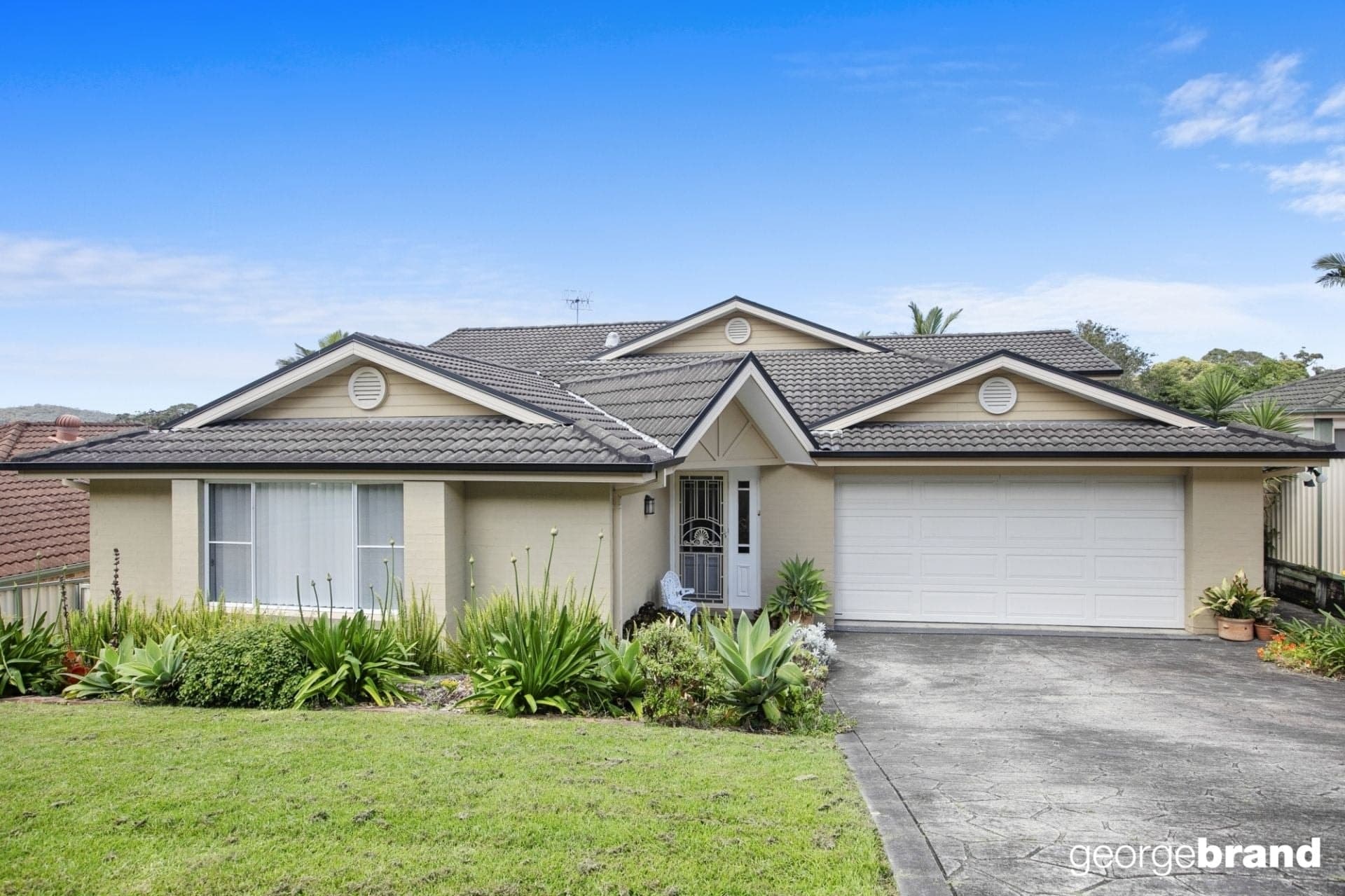 5 Kingfisher Close KINCUMBER NSW, Kincumber - Image 1