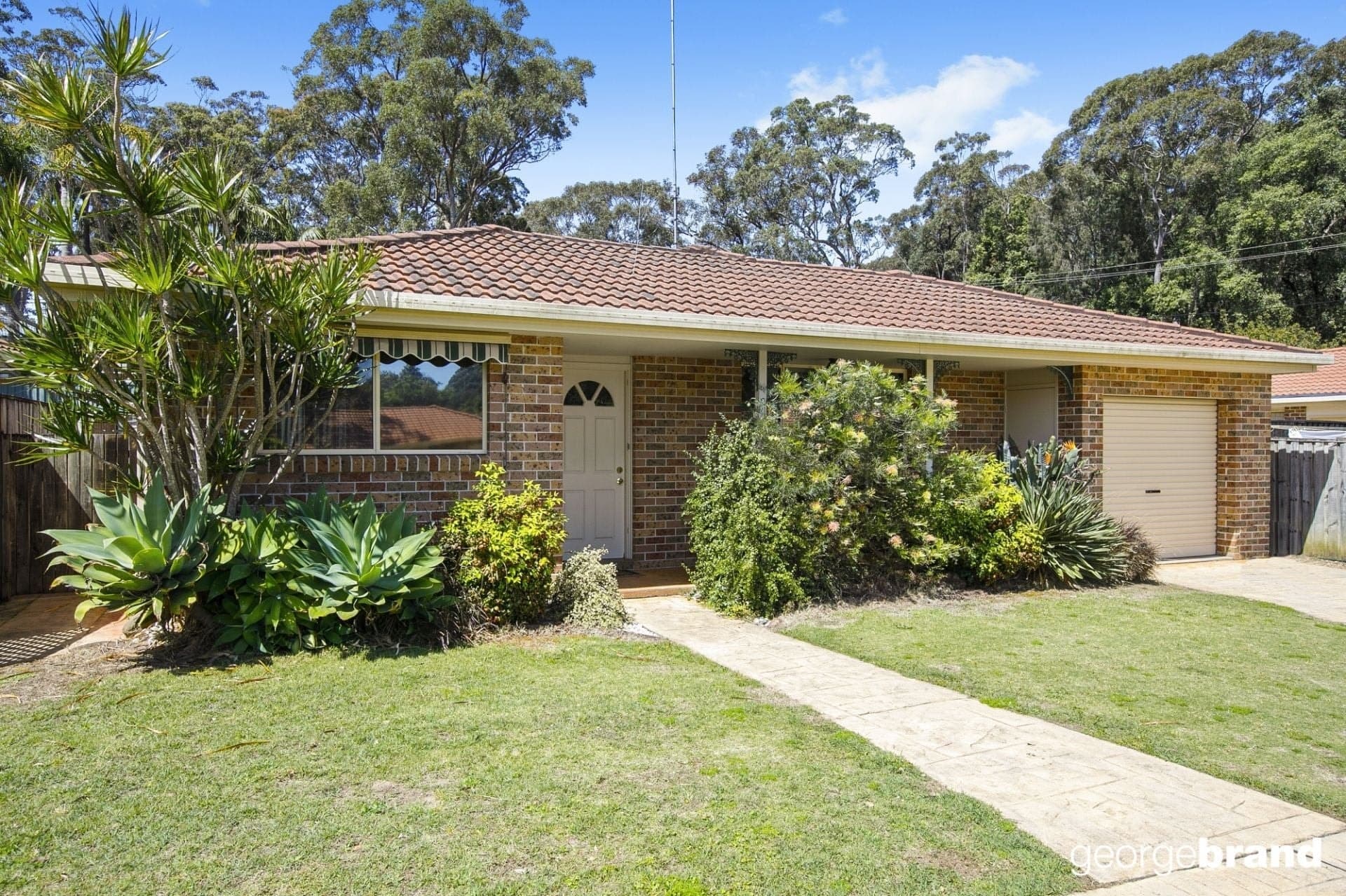 2/31 Brushwood Avenue KINCUMBER NSW, Kincumber - Image 1