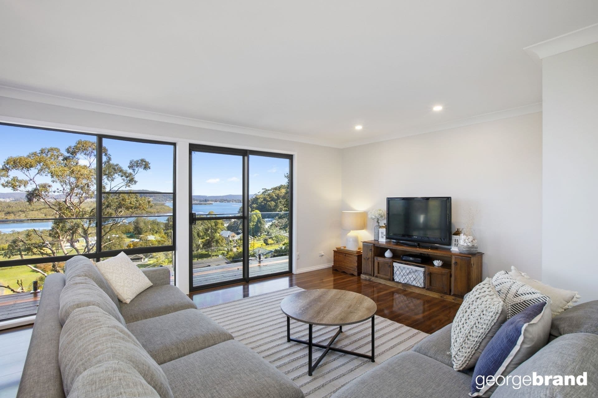27 Treeview Place SARATOGA NSW, Saratoga - Thumbnail 3
