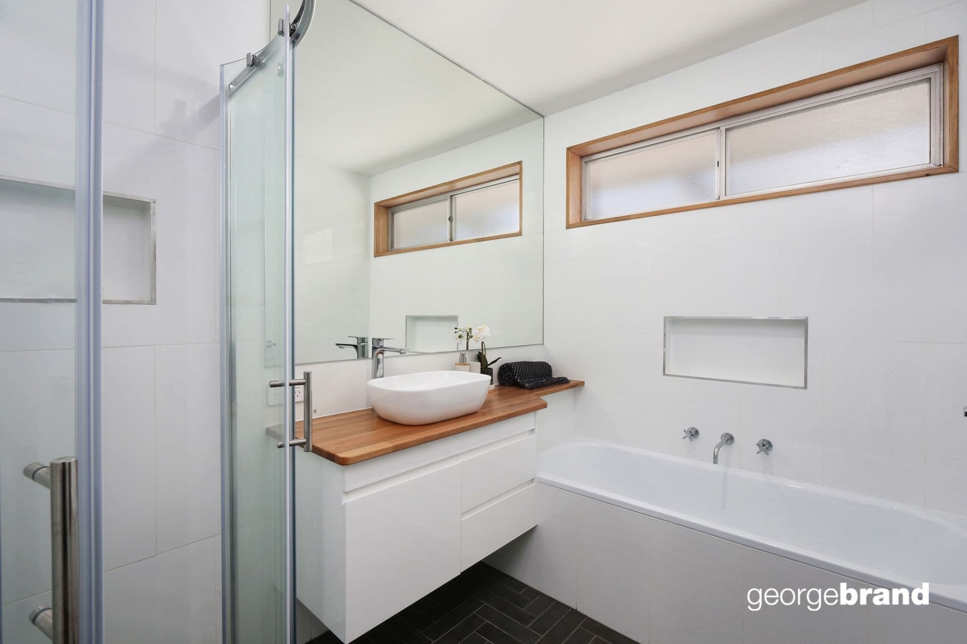 258 Avoca Drive GREEN POINT NSW, Green Point - Thumbnail 6