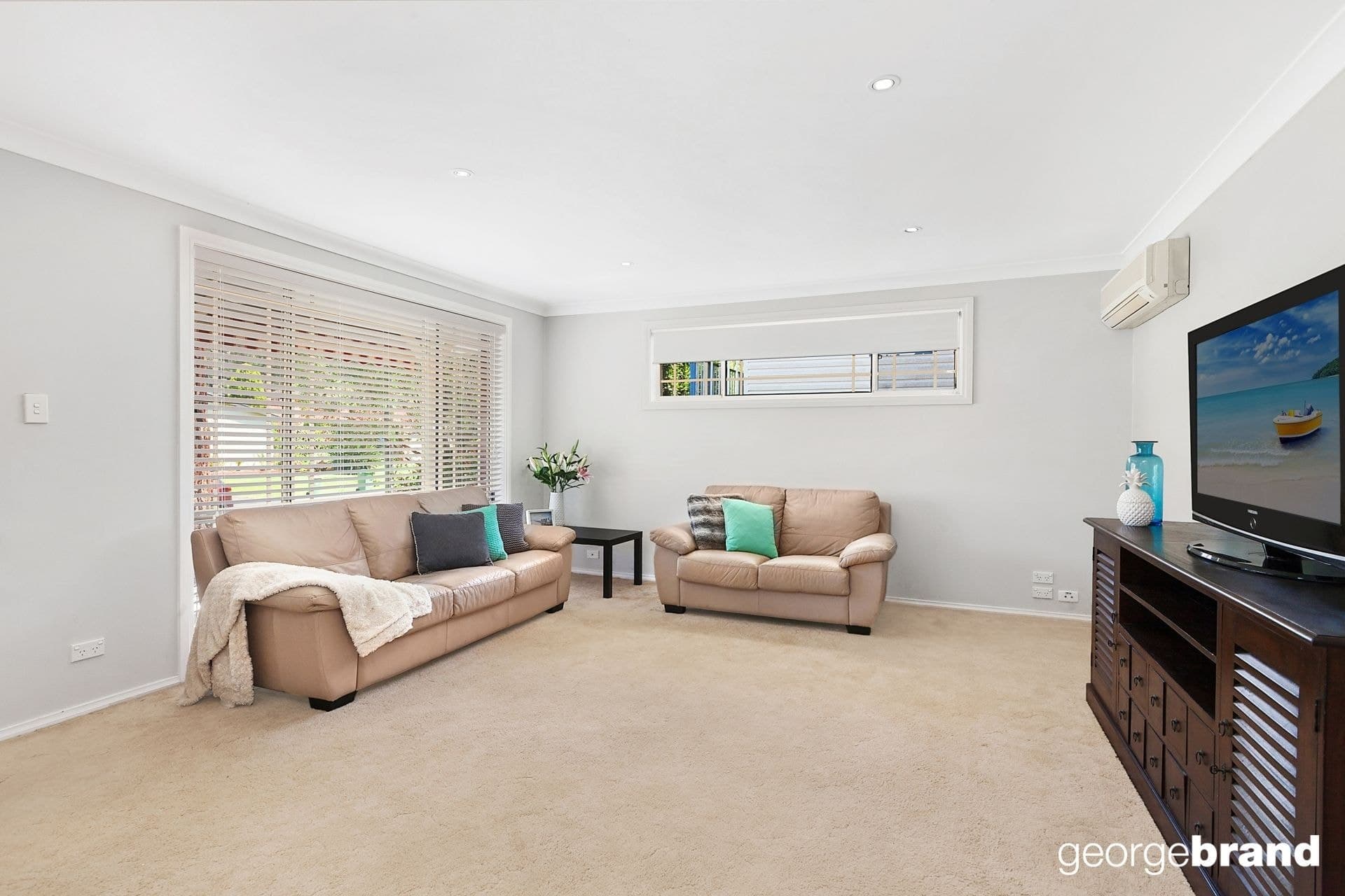 22 Algona Avenue KINCUMBER NSW, Kincumber - Thumbnail 2