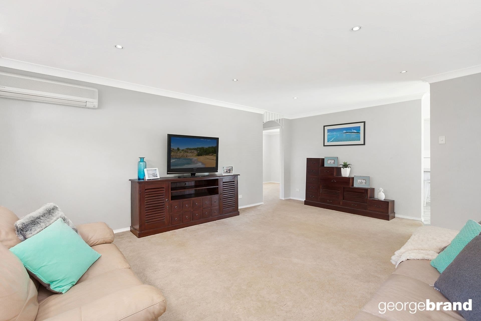 22 Algona Avenue KINCUMBER NSW, Kincumber - Thumbnail 3