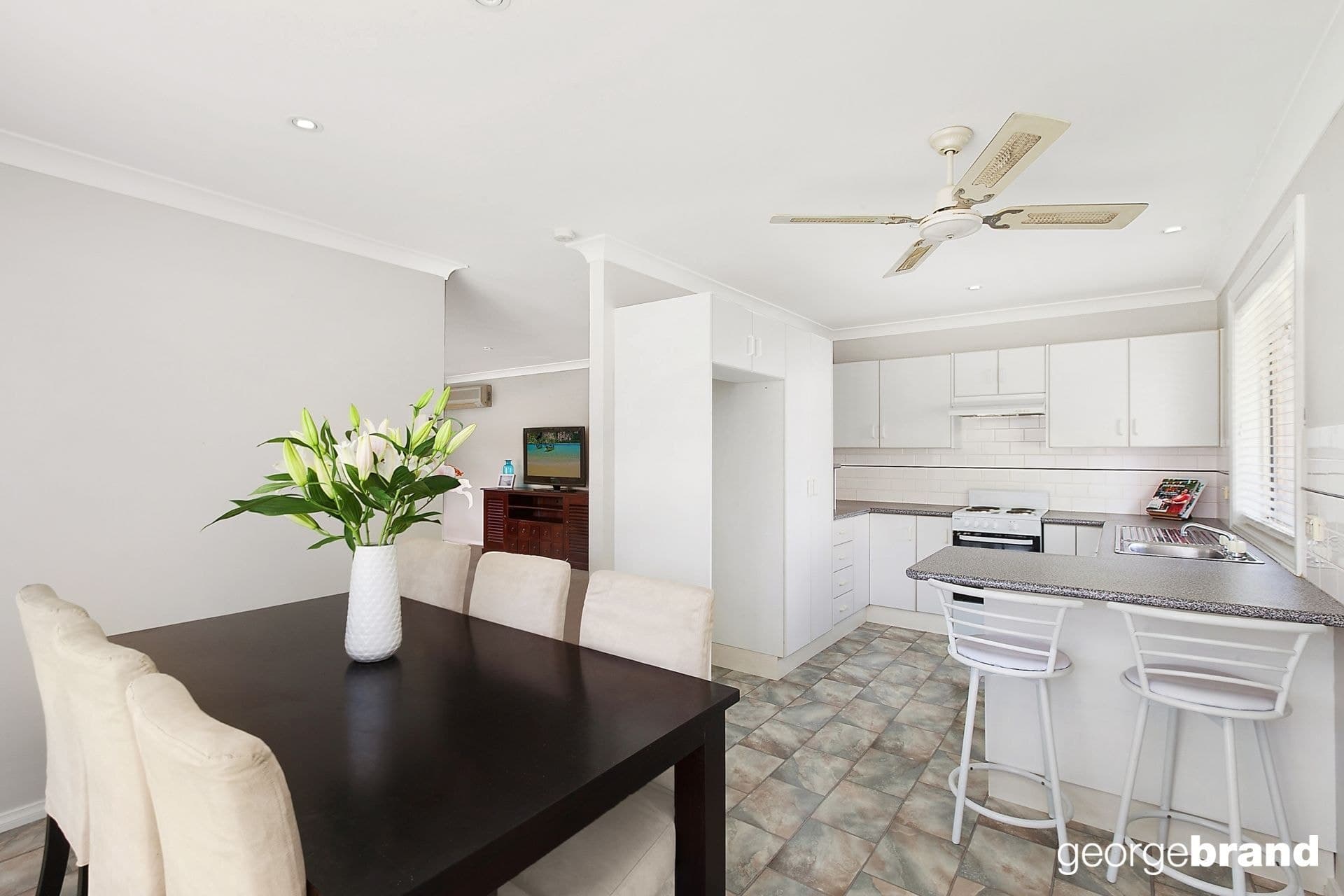 22 Algona Avenue KINCUMBER NSW, Kincumber - Thumbnail 4