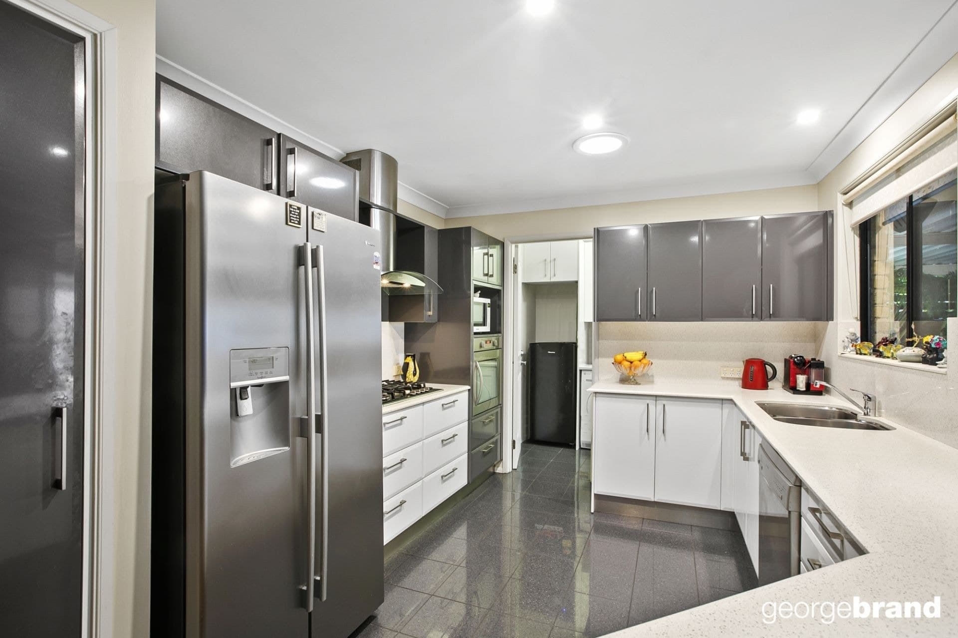 33 Elimatta Road KINCUMBER NSW, Kincumber - Thumbnail 3