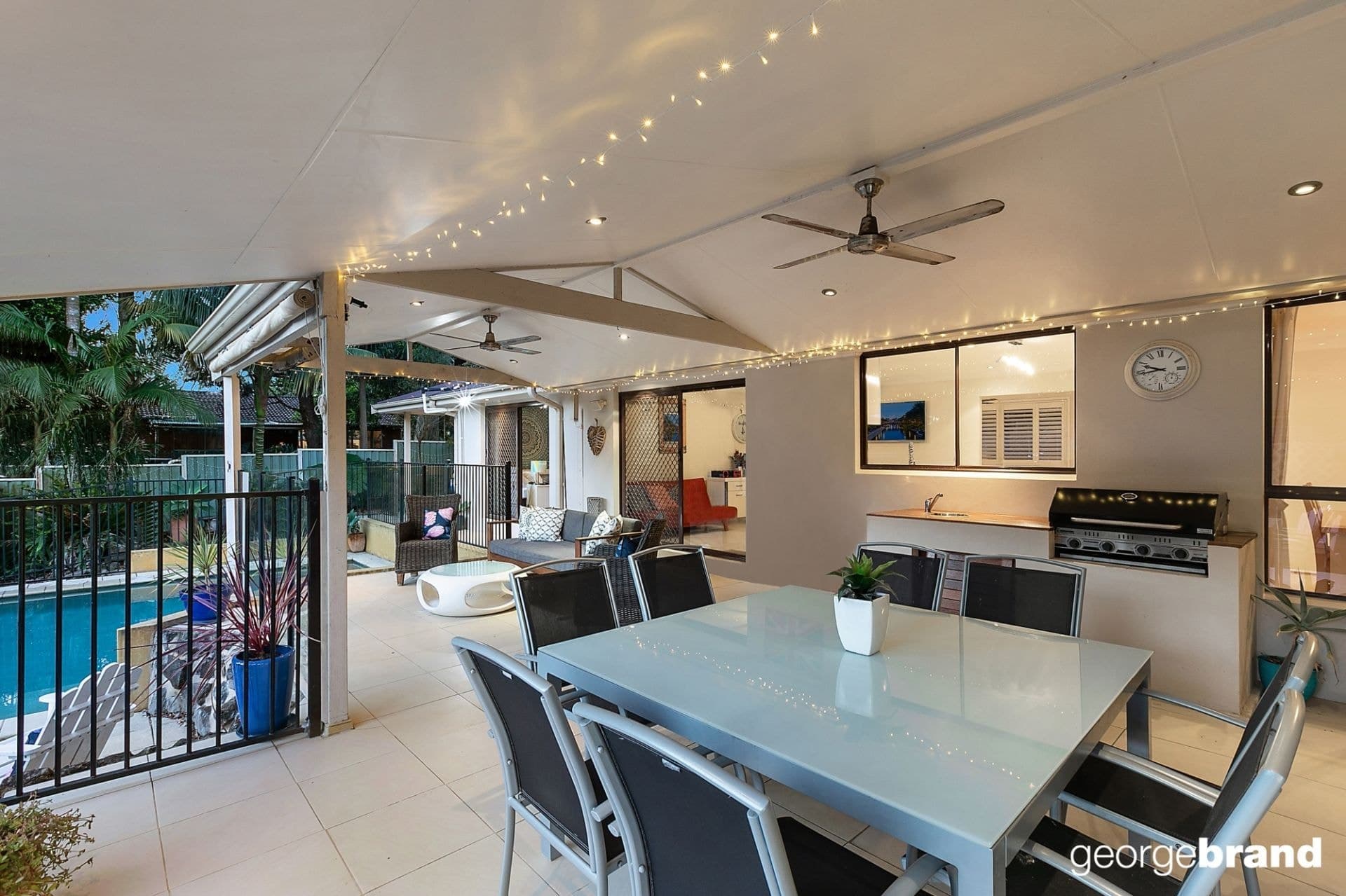 8 Cameron Crescent KINCUMBER NSW, Kincumber - Thumbnail 4