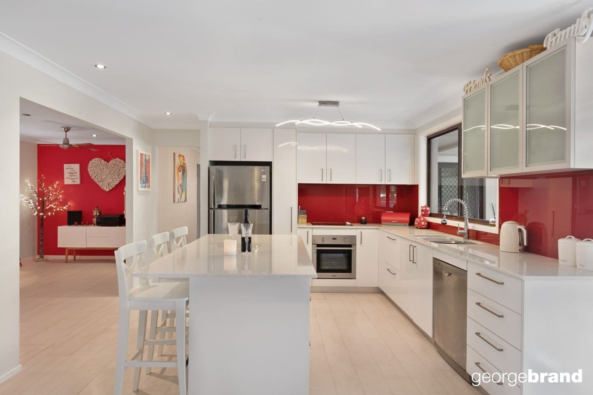 8 Cameron Crescent KINCUMBER NSW, Kincumber - Thumbnail 7