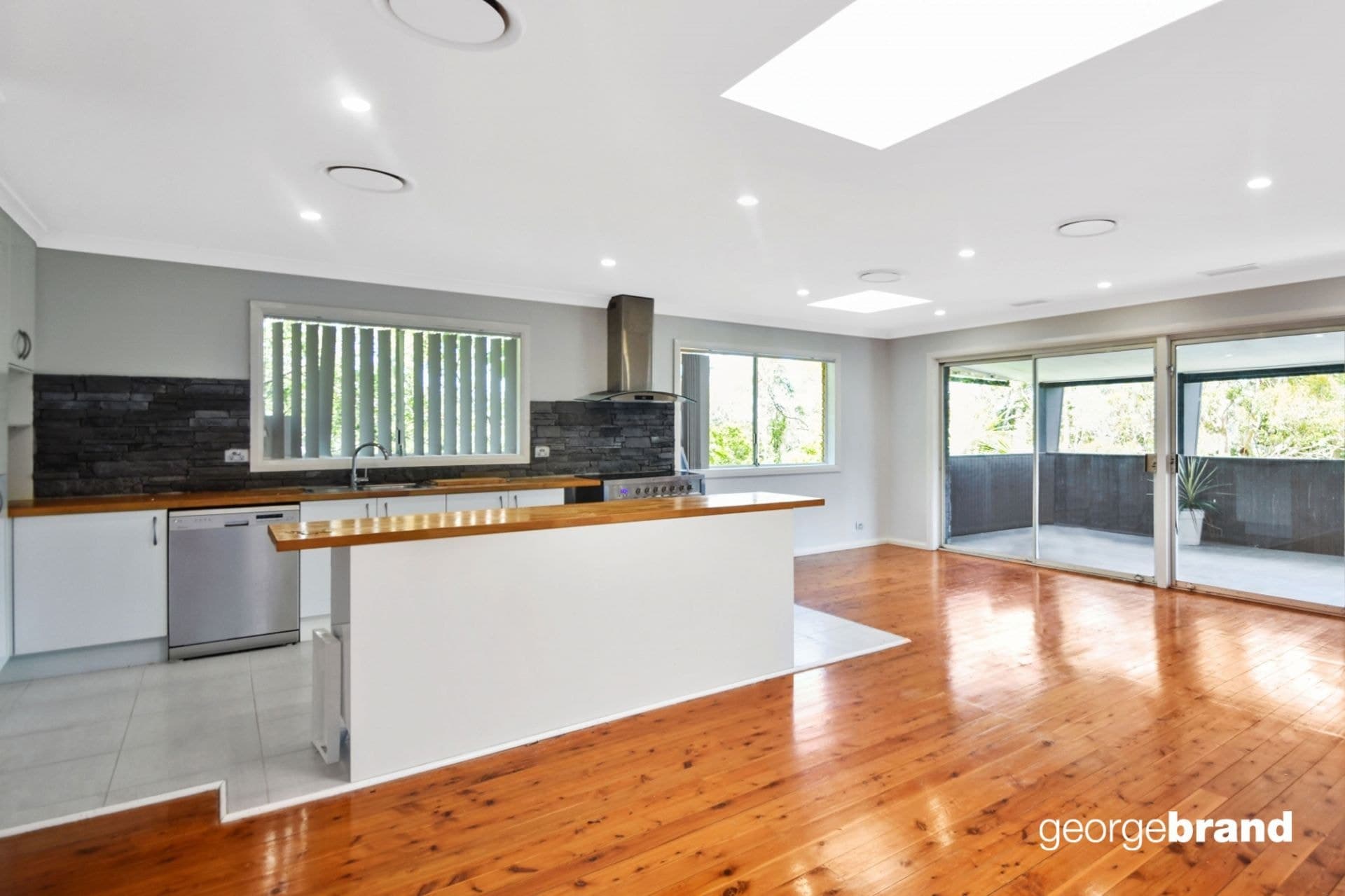 10 Pixie Avenue GREEN POINT NSW, Green Point - Thumbnail 6