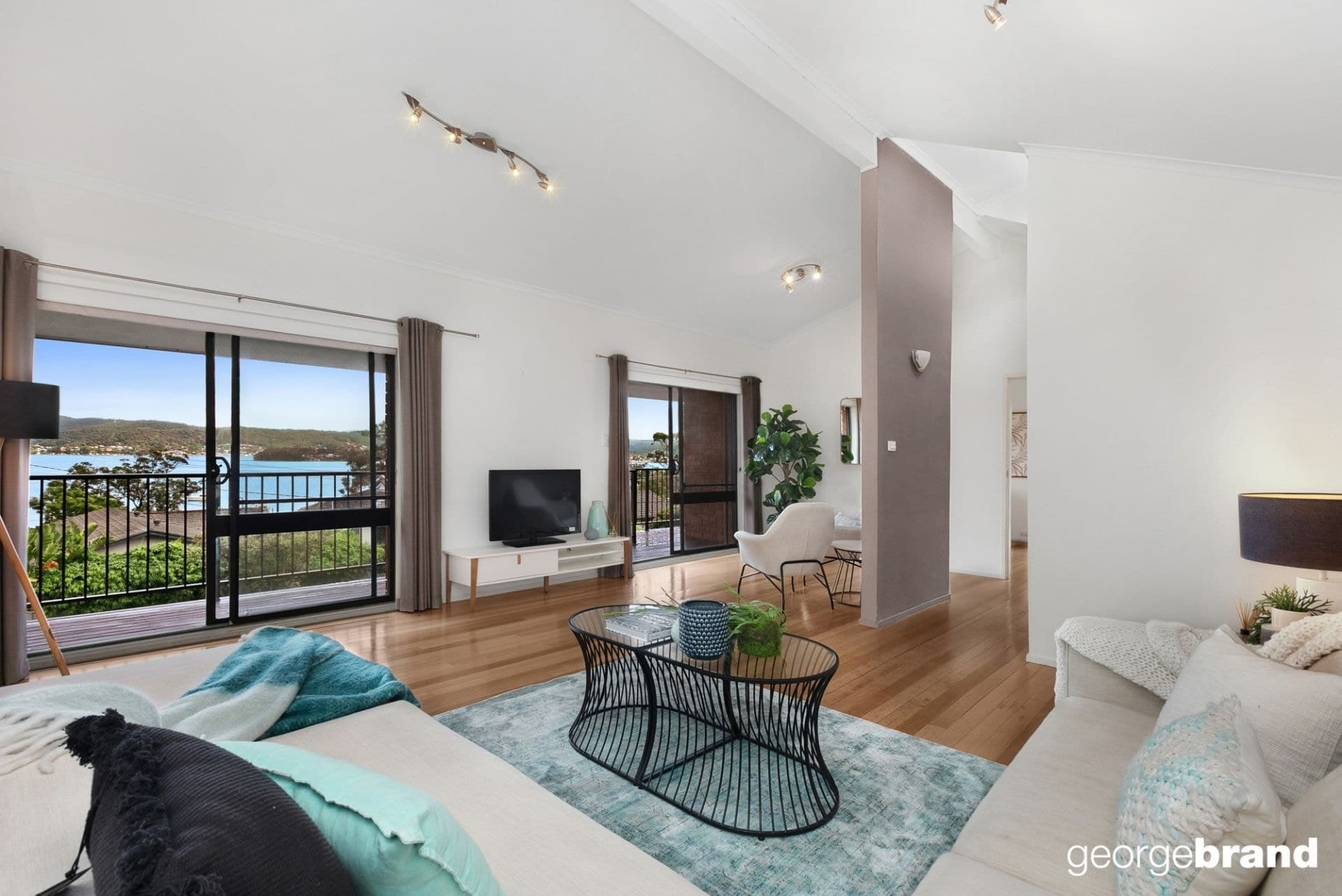 1 Pindari Terrace GREEN POINT NSW, Green Point - Thumbnail 2