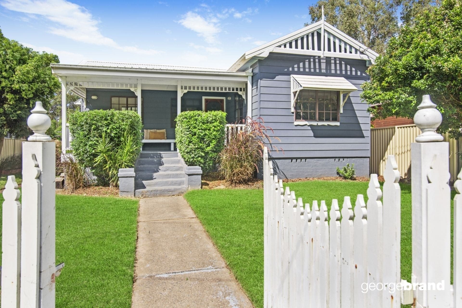 3 Warner Avenue TUGGERAWONG NSW, Tuggerawong - Image 1