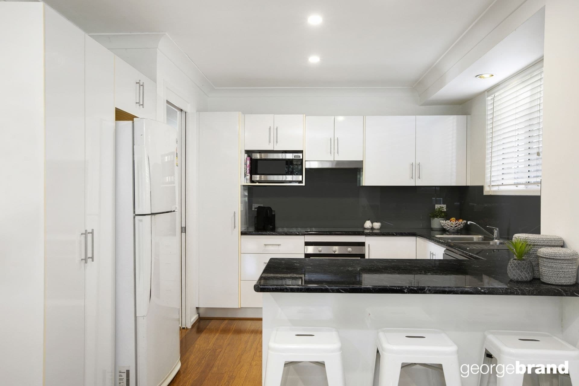 6 Erambie Road KINCUMBER NSW, Kincumber - Thumbnail 3