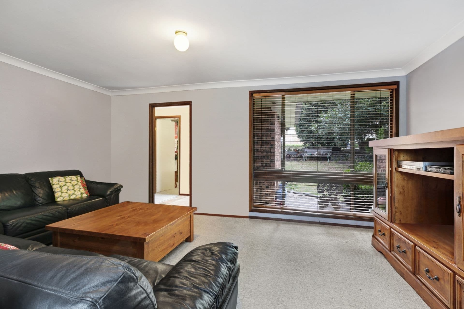 40 Arakoon Street KINCUMBER NSW, Kincumber - Thumbnail 2