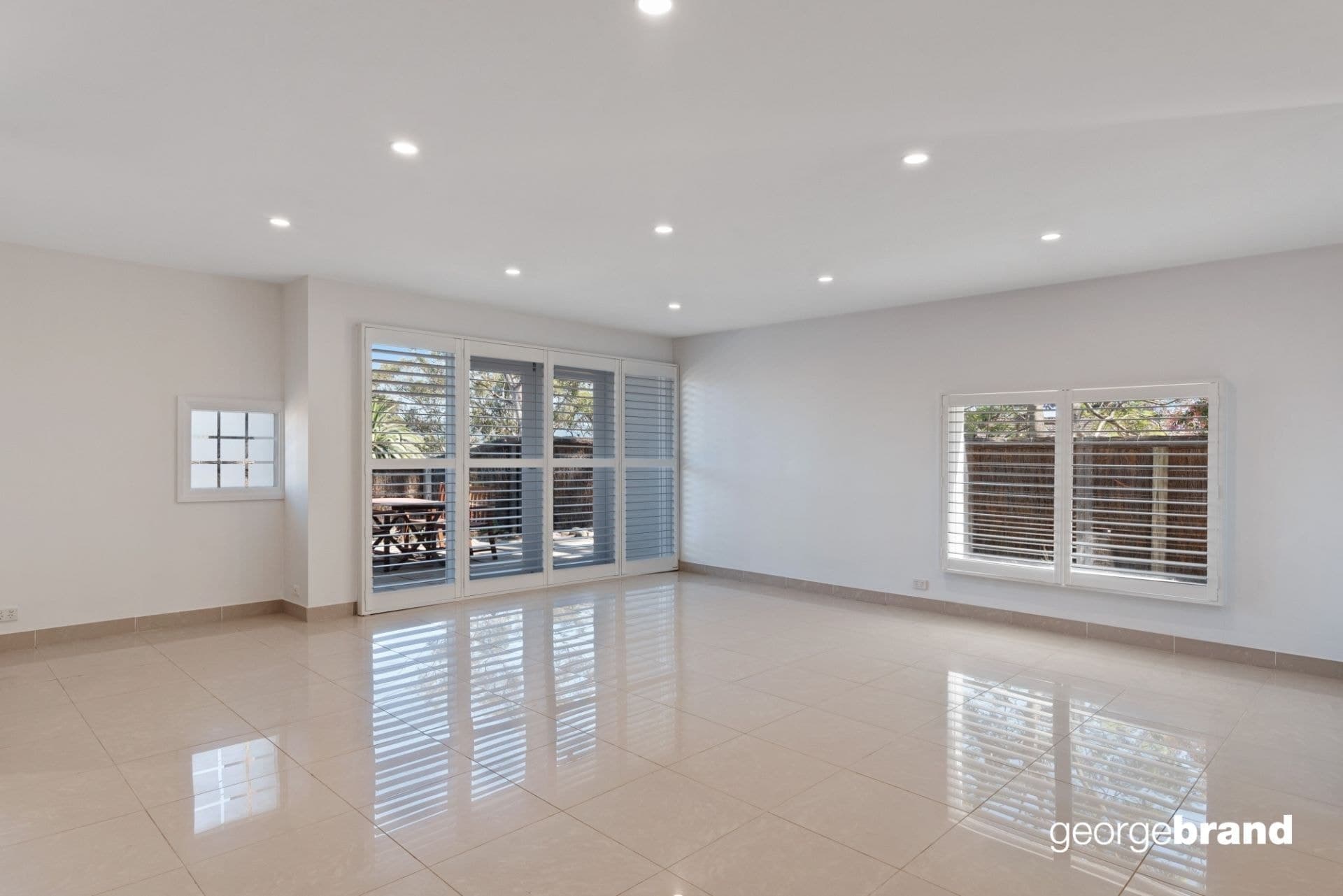 282 Avoca Drive GREEN POINT NSW, Green Point - Thumbnail 4
