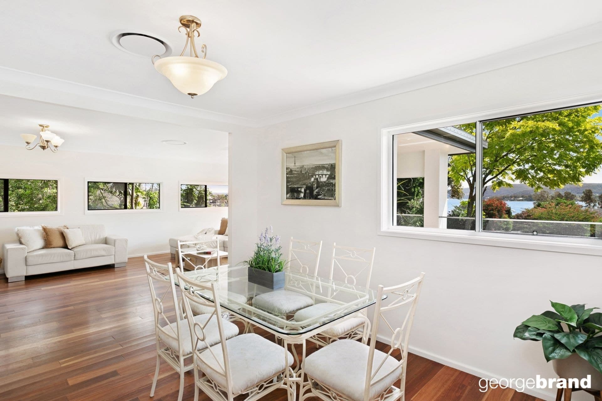 2 Roslyn Garden GREEN POINT NSW, Point - Thumbnail 4