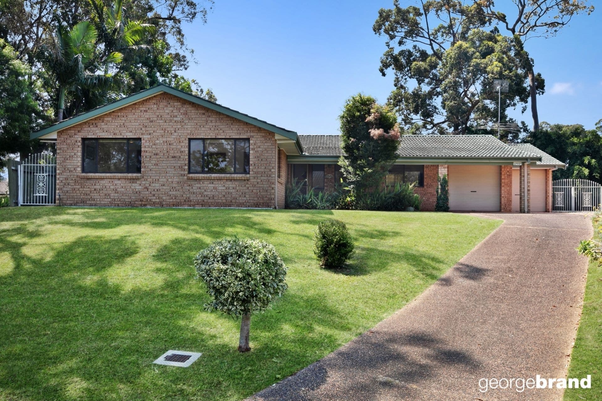 1 Yurara Close KINCUMBER NSW, Kincumber - Image 1