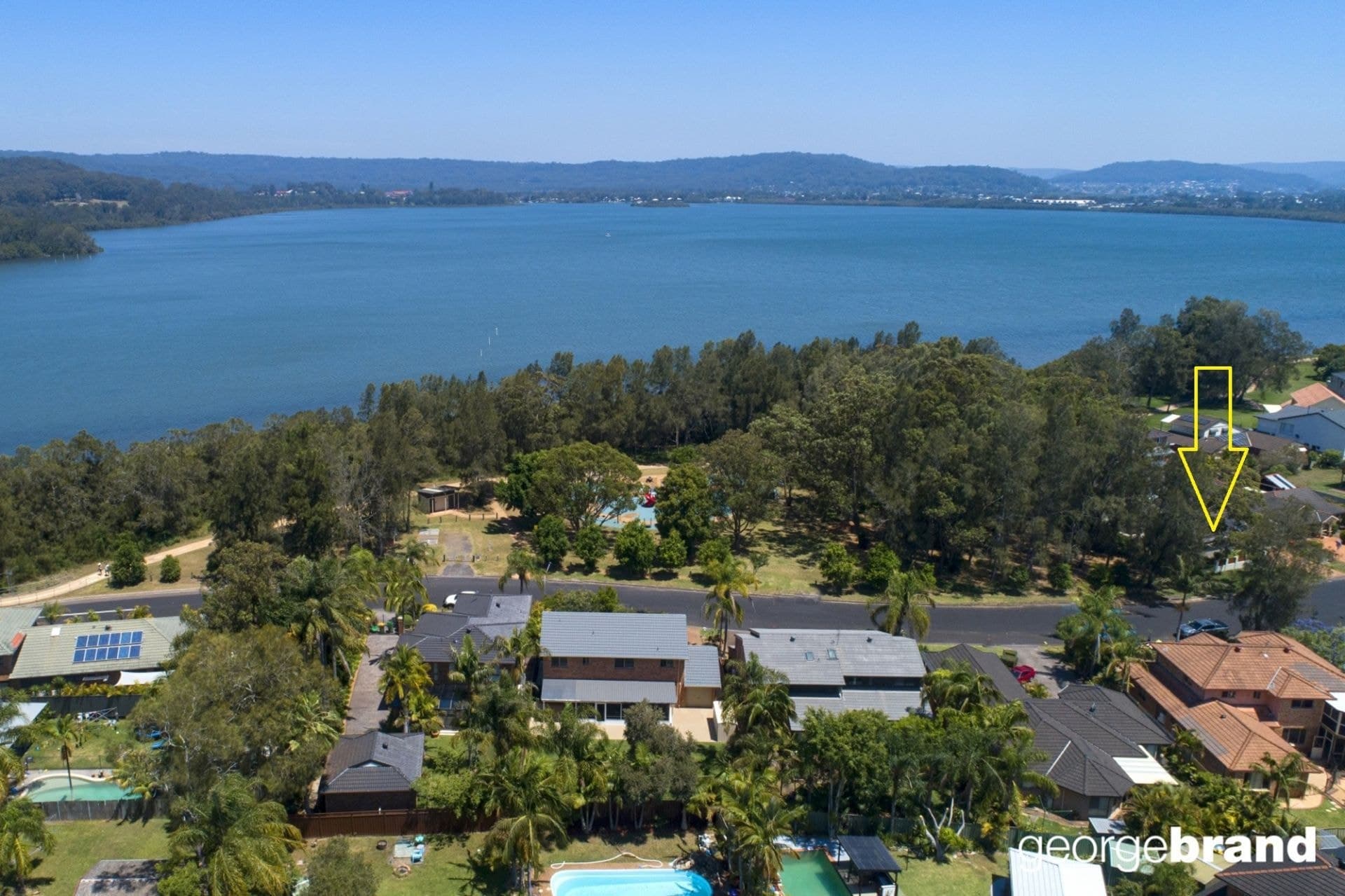 12 Seabreeze Avenue KINCUMBER NSW, Kincumber - Thumbnail 2